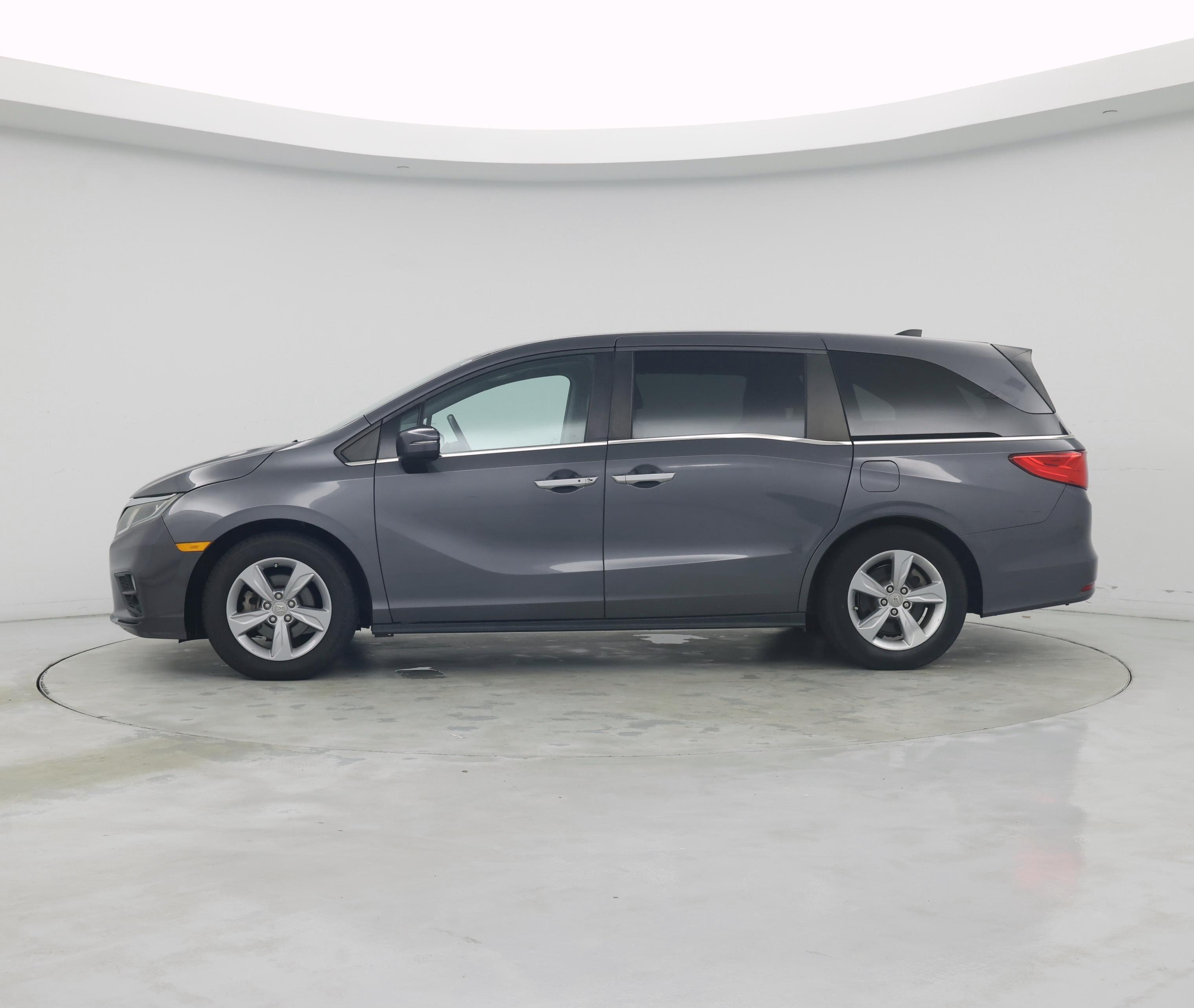 Thumbnail: 2019 Honda Odyssey - 3