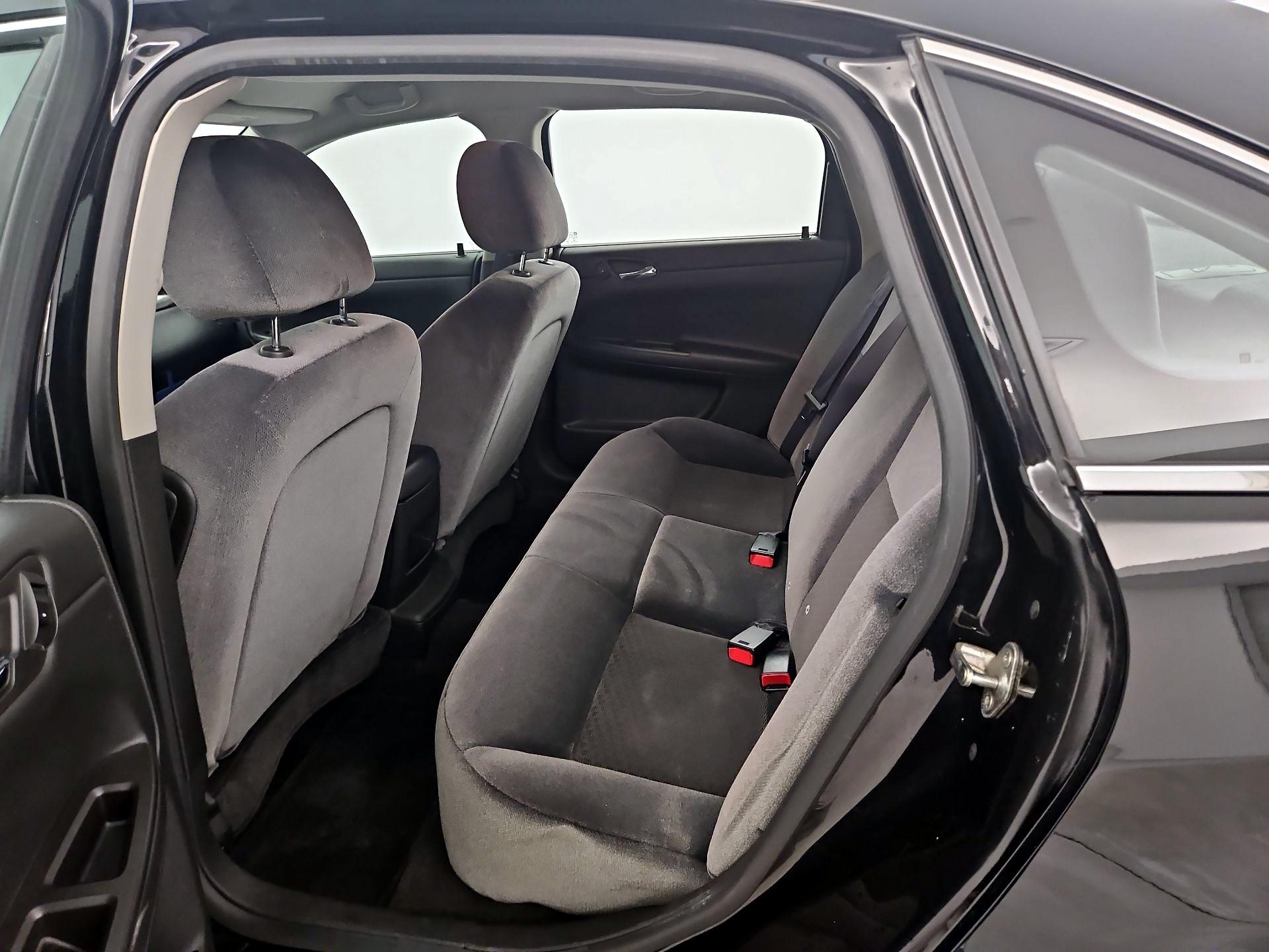 Thumbnail: 2016 Chevrolet Impala - 18