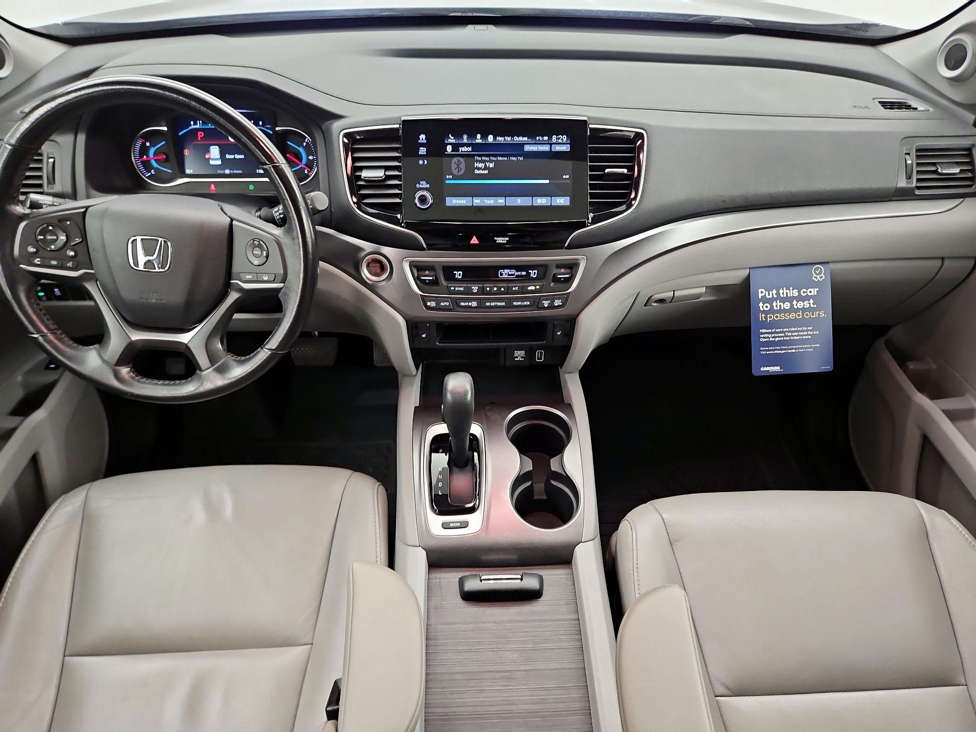 Thumbnail: 2019 Honda Pilot - 9