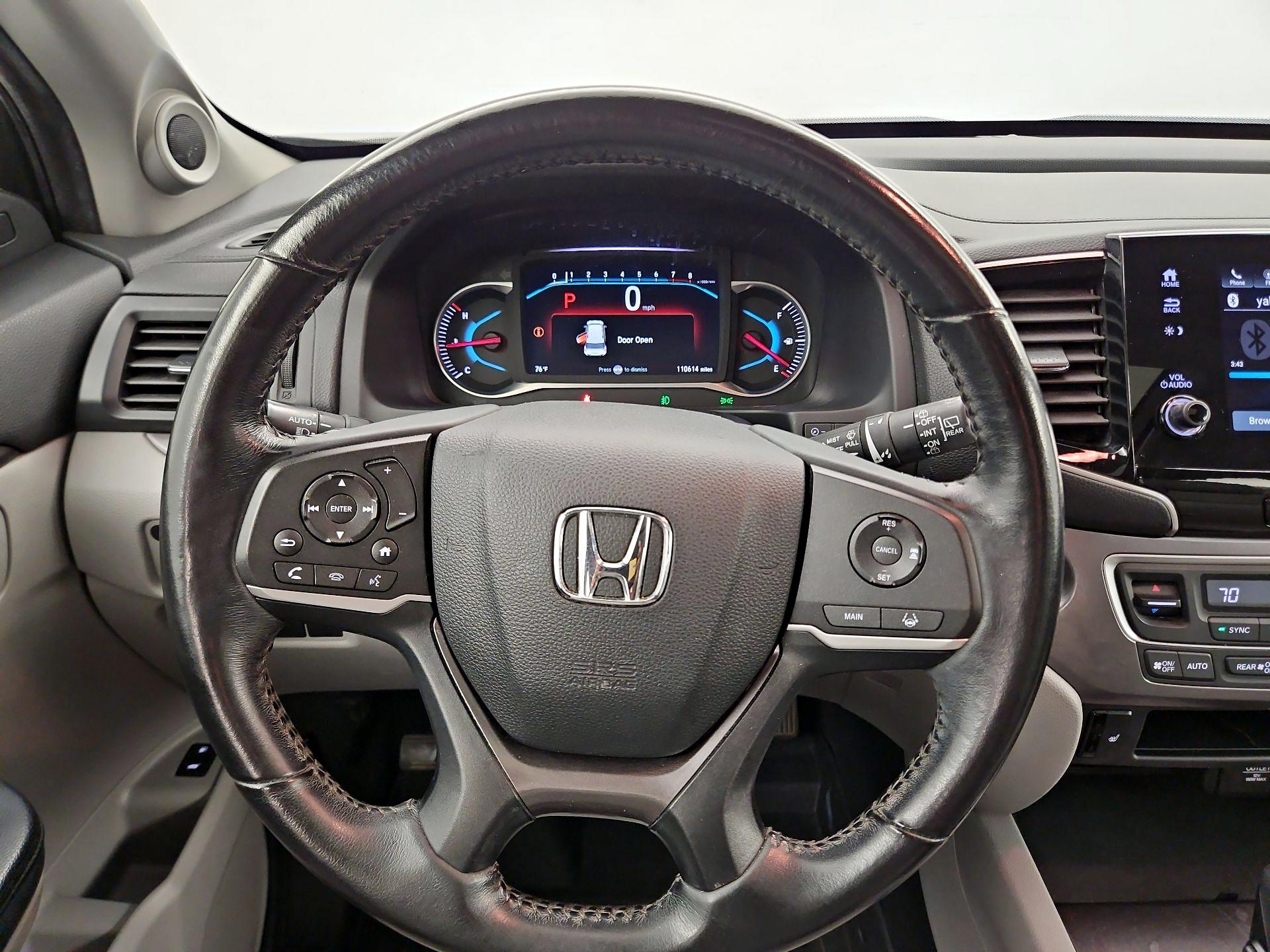 Thumbnail: 2019 Honda Pilot - 10