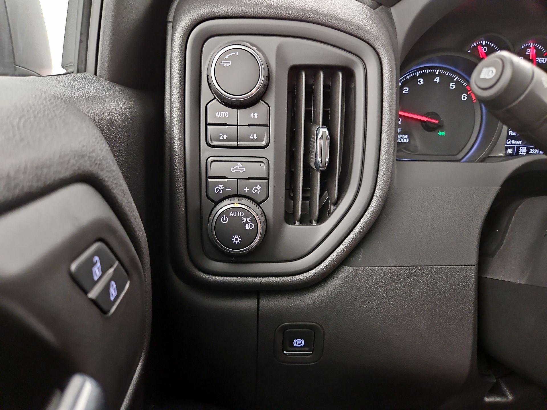 Thumbnail: 2024 Chevrolet Silverado 1500 - 13