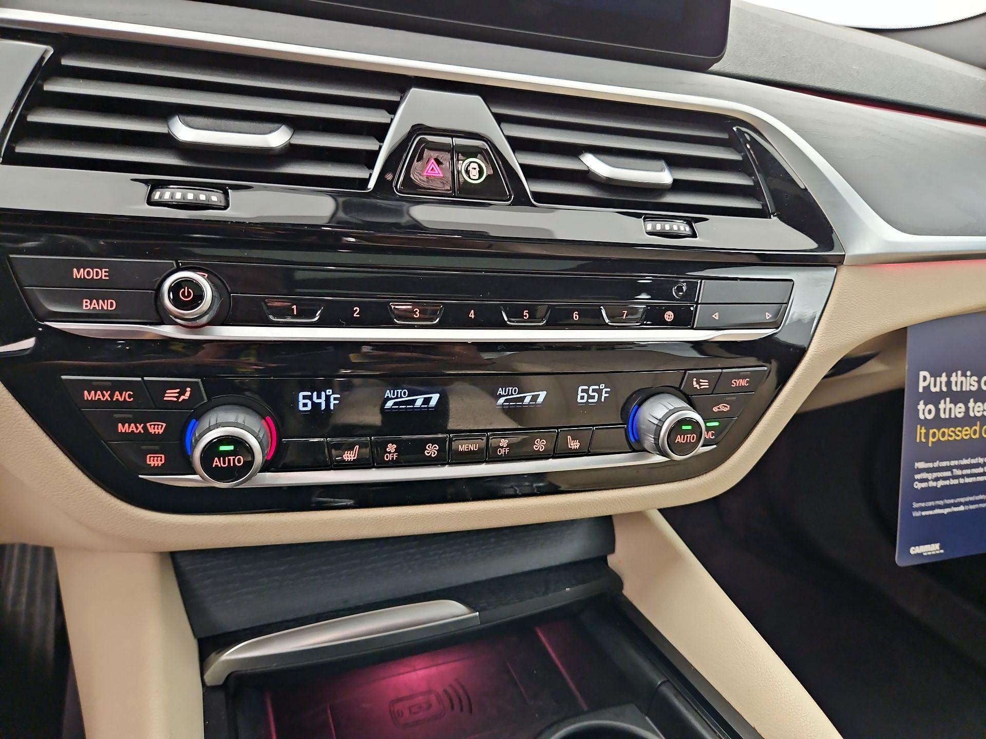 Thumbnail: 2021 BMW 5 Series - 17