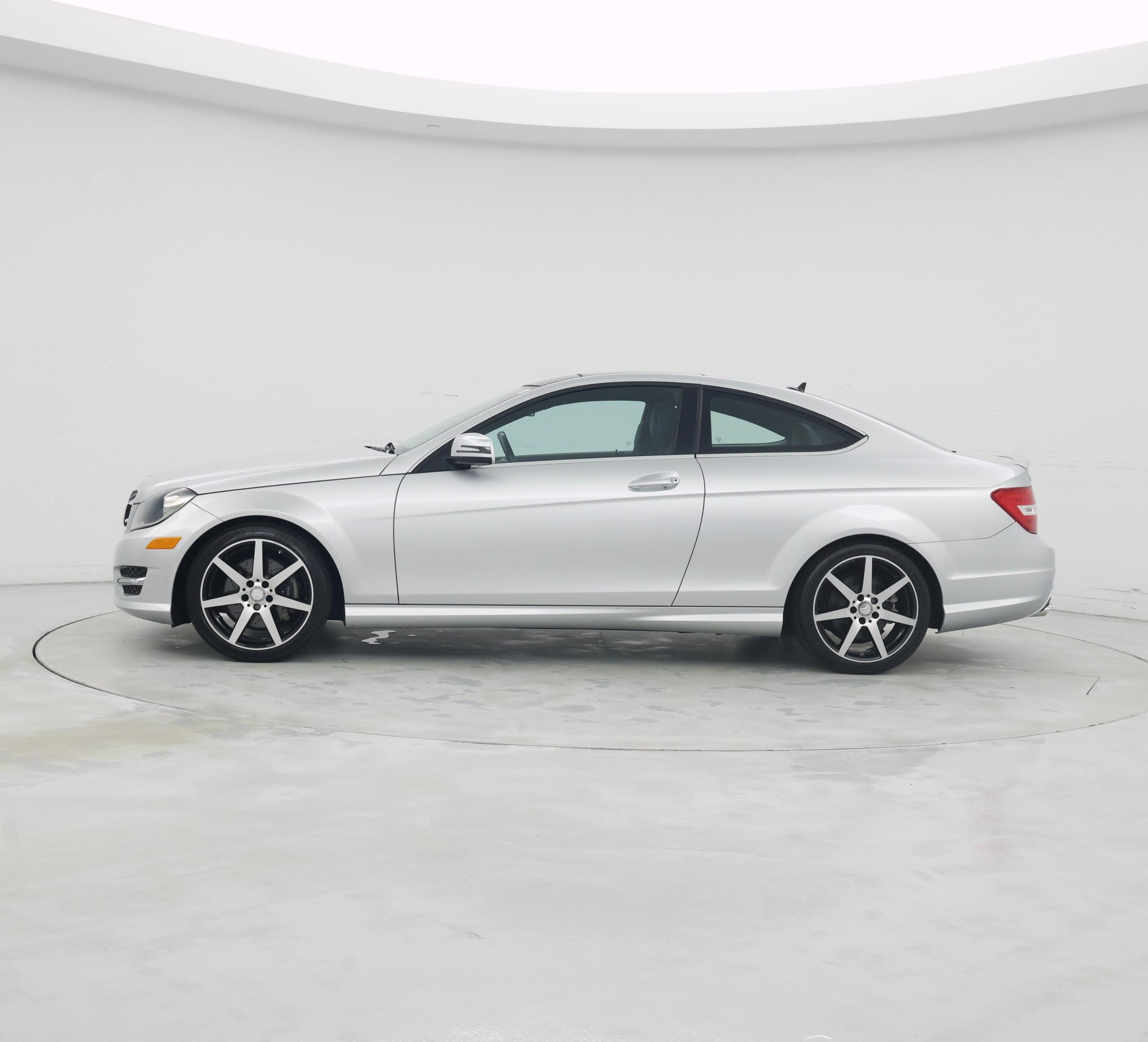 Thumbnail: 2015 Mercedes-Benz C-Class - 3