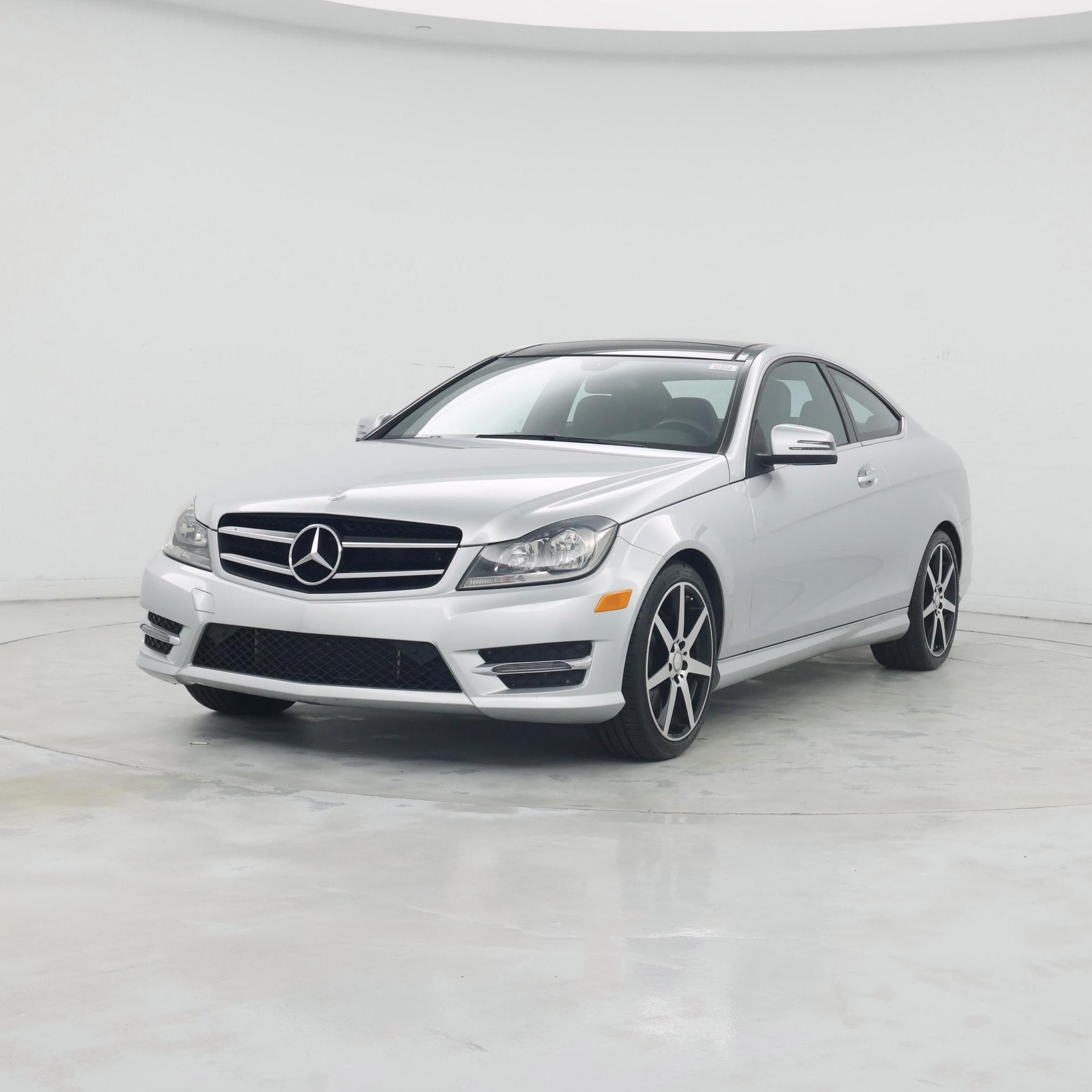 Thumbnail: 2015 Mercedes-Benz C-Class - 4