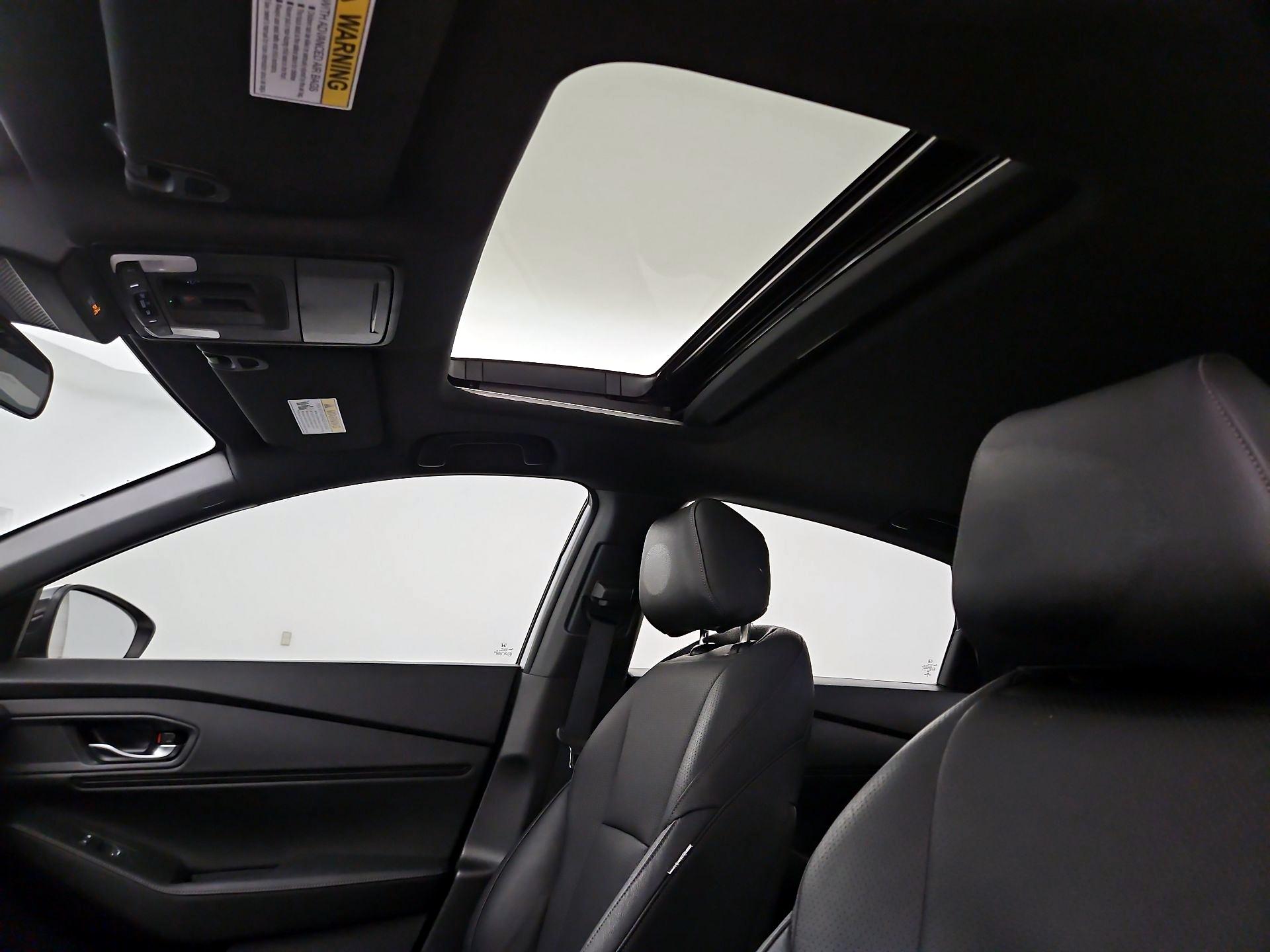 Thumbnail: 2023 Honda Accord - 18