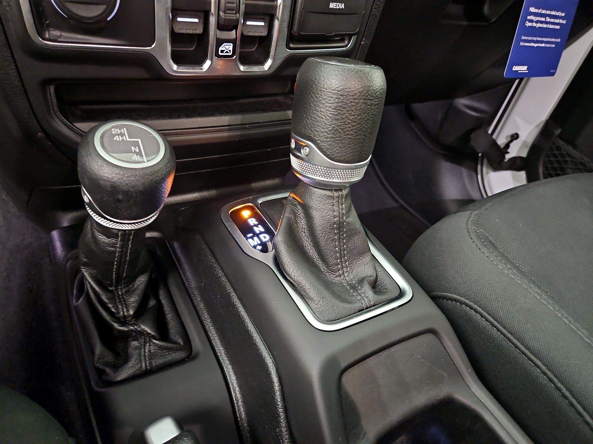 Thumbnail: 2020 Jeep Gladiator - 17