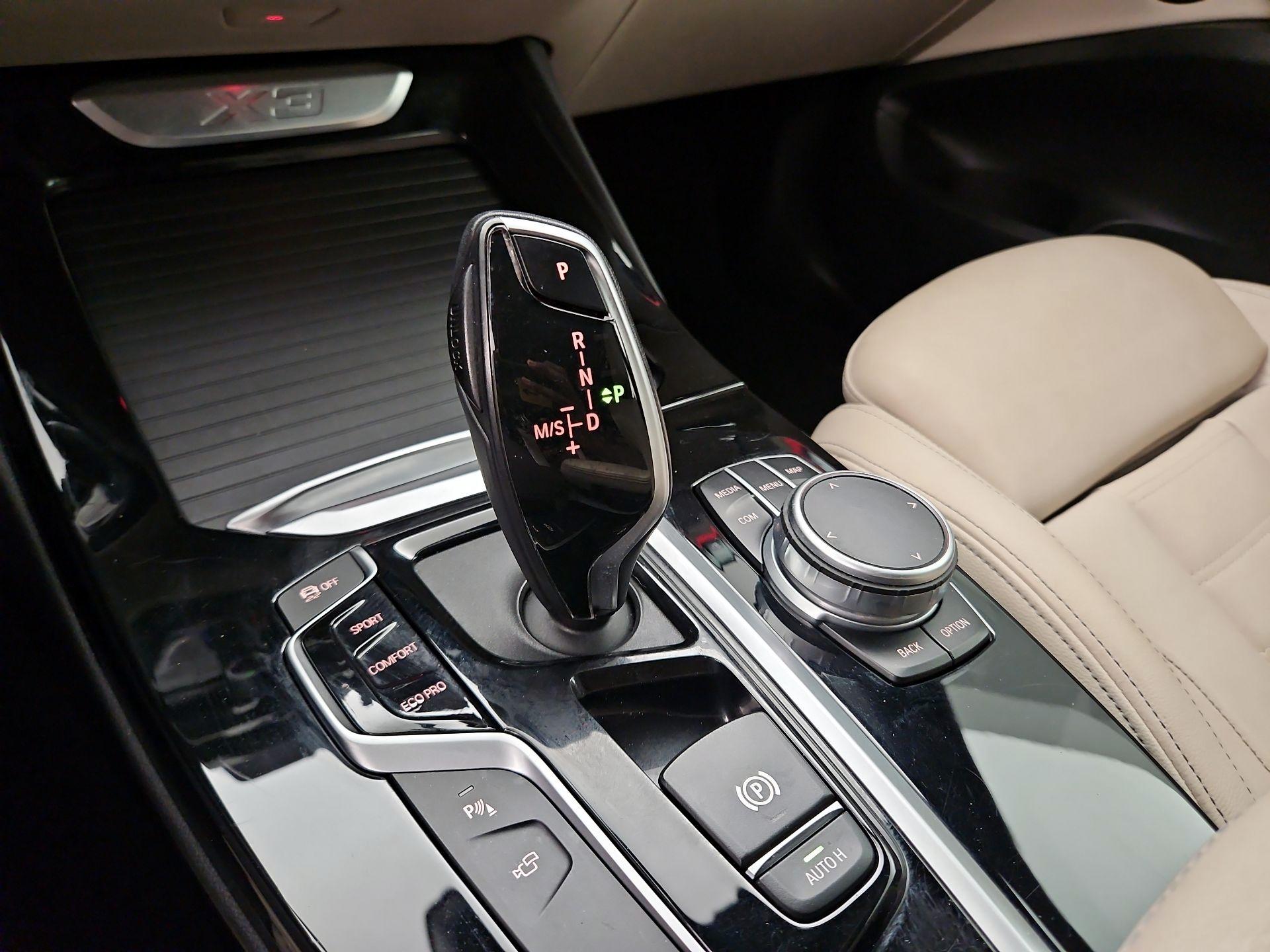 Thumbnail: 2021 BMW X3 - 18