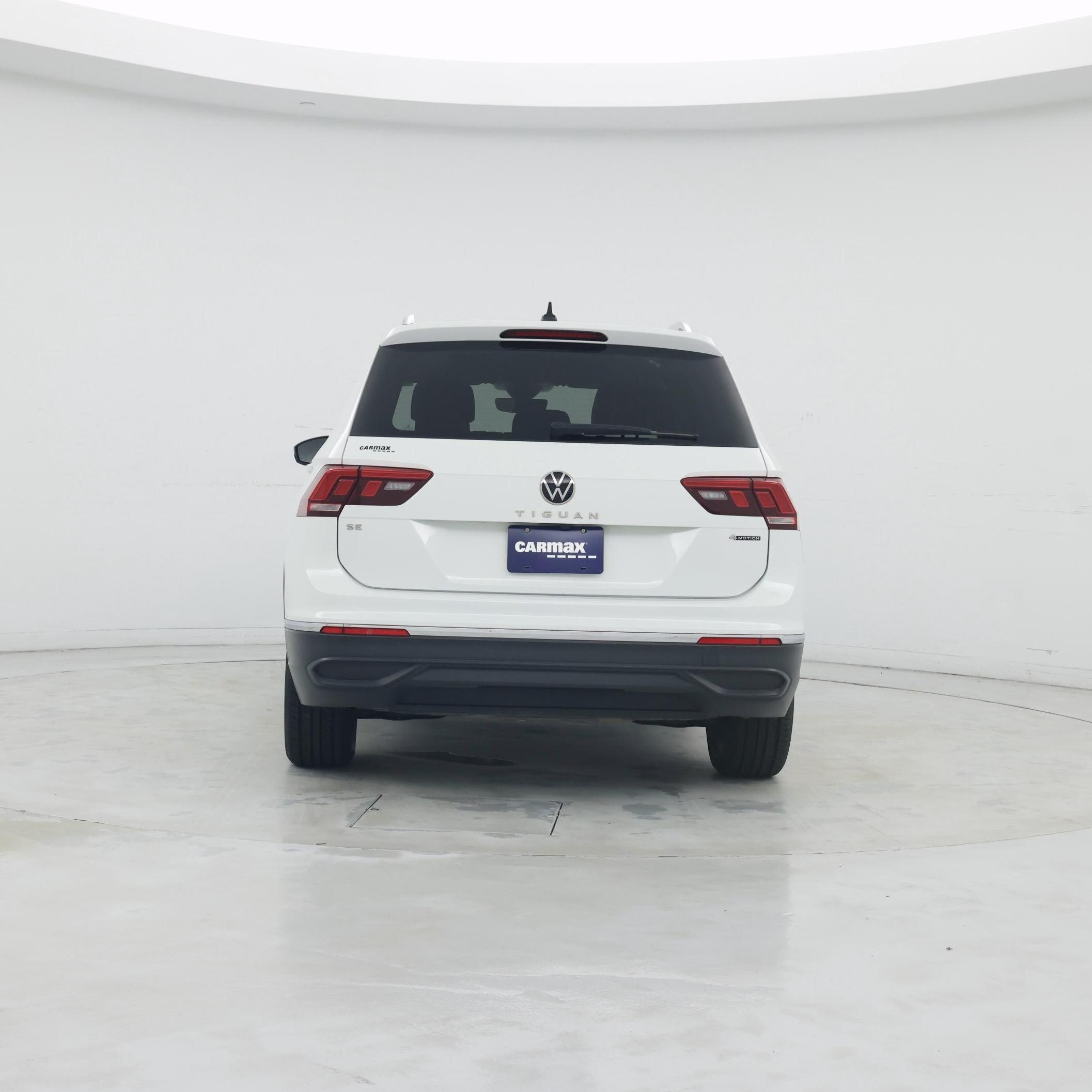 Thumbnail: 2022 Volkswagen Tiguan - 6