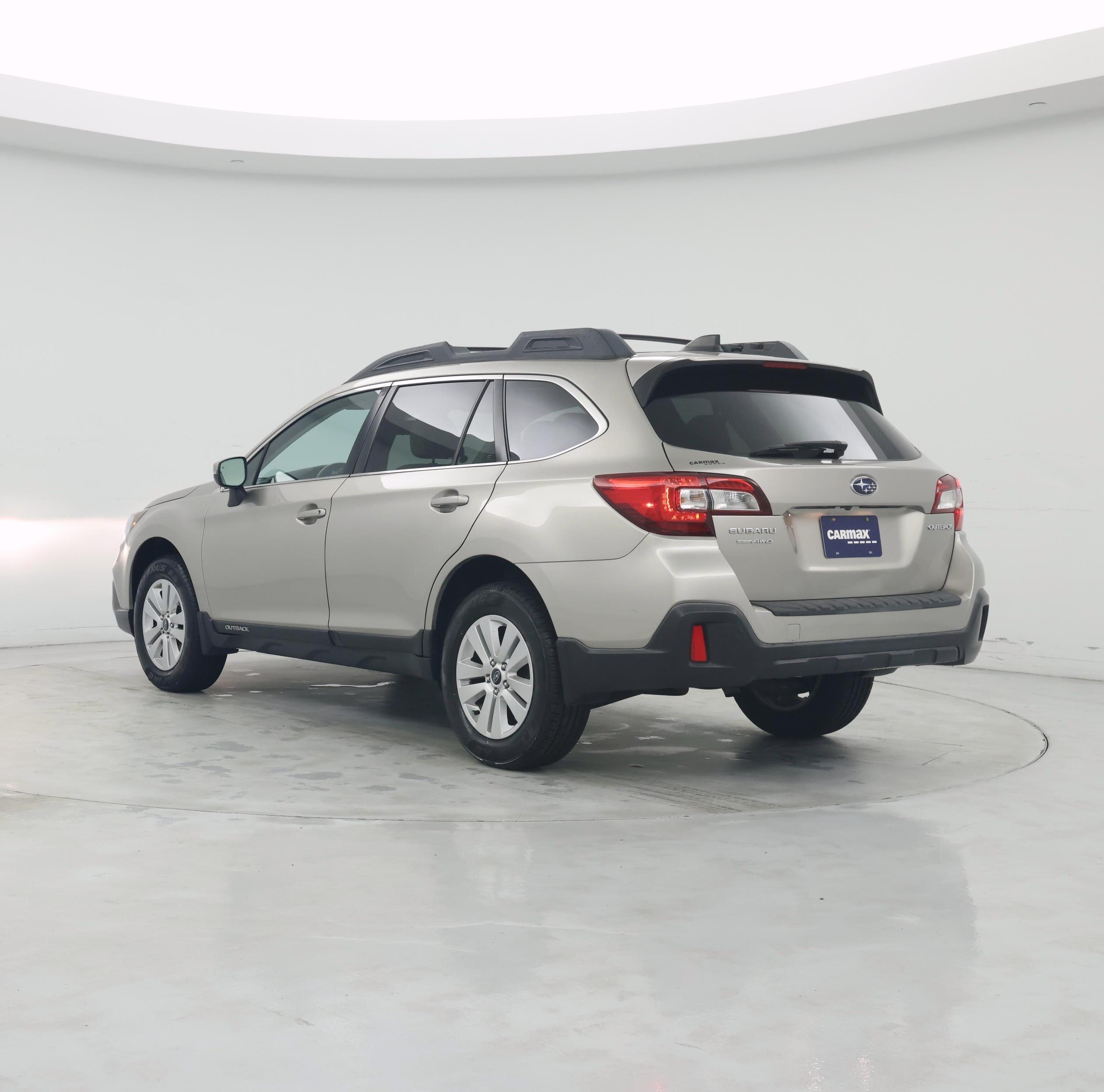 Thumbnail: 2018 Subaru Outback - 2
