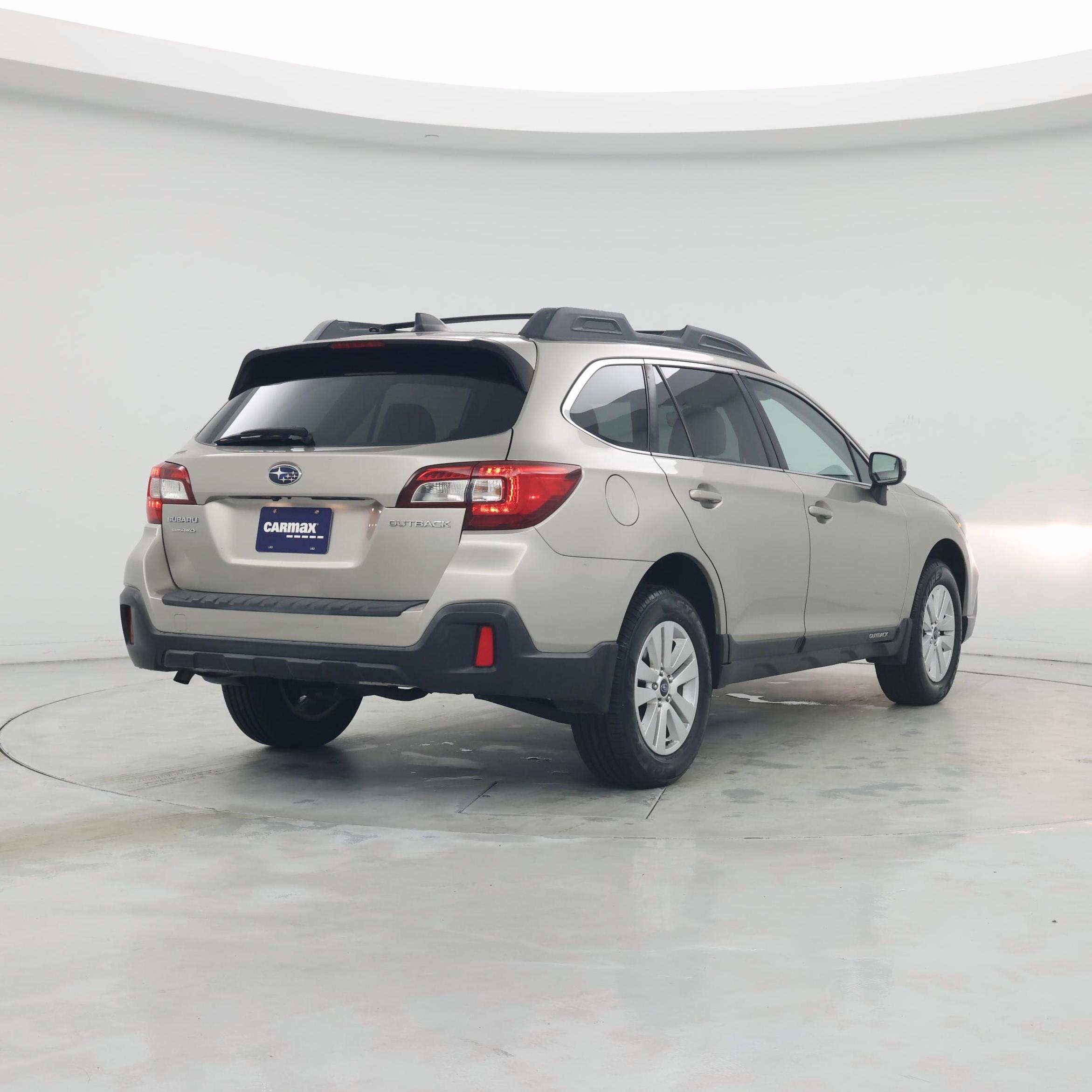 Thumbnail: 2018 Subaru Outback - 8