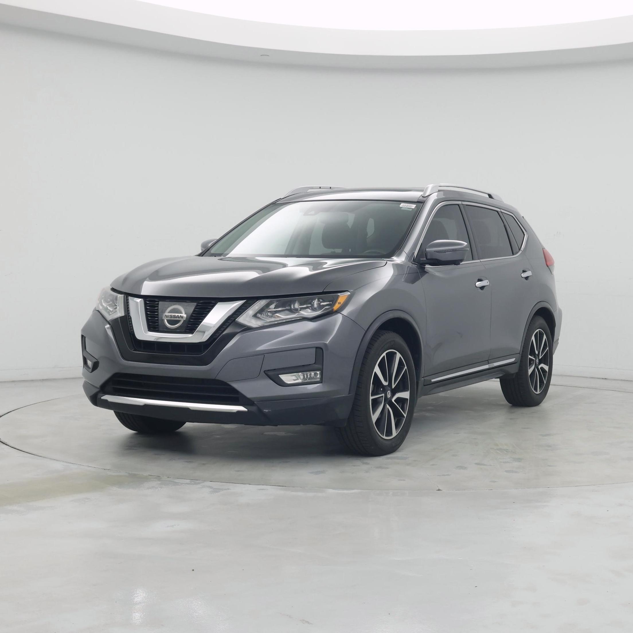 Thumbnail: 2017 Nissan Rogue - 4