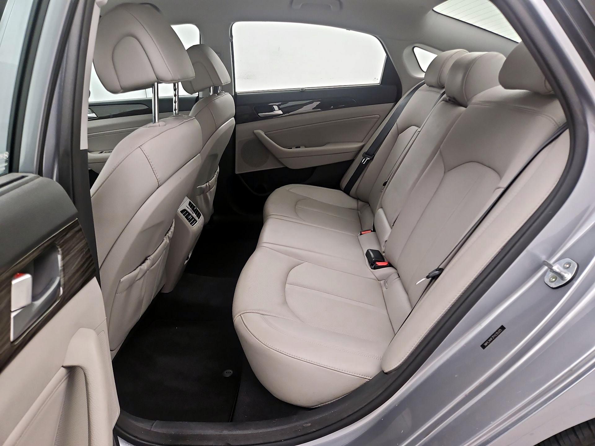Thumbnail: 2015 Hyundai Sonata - 19