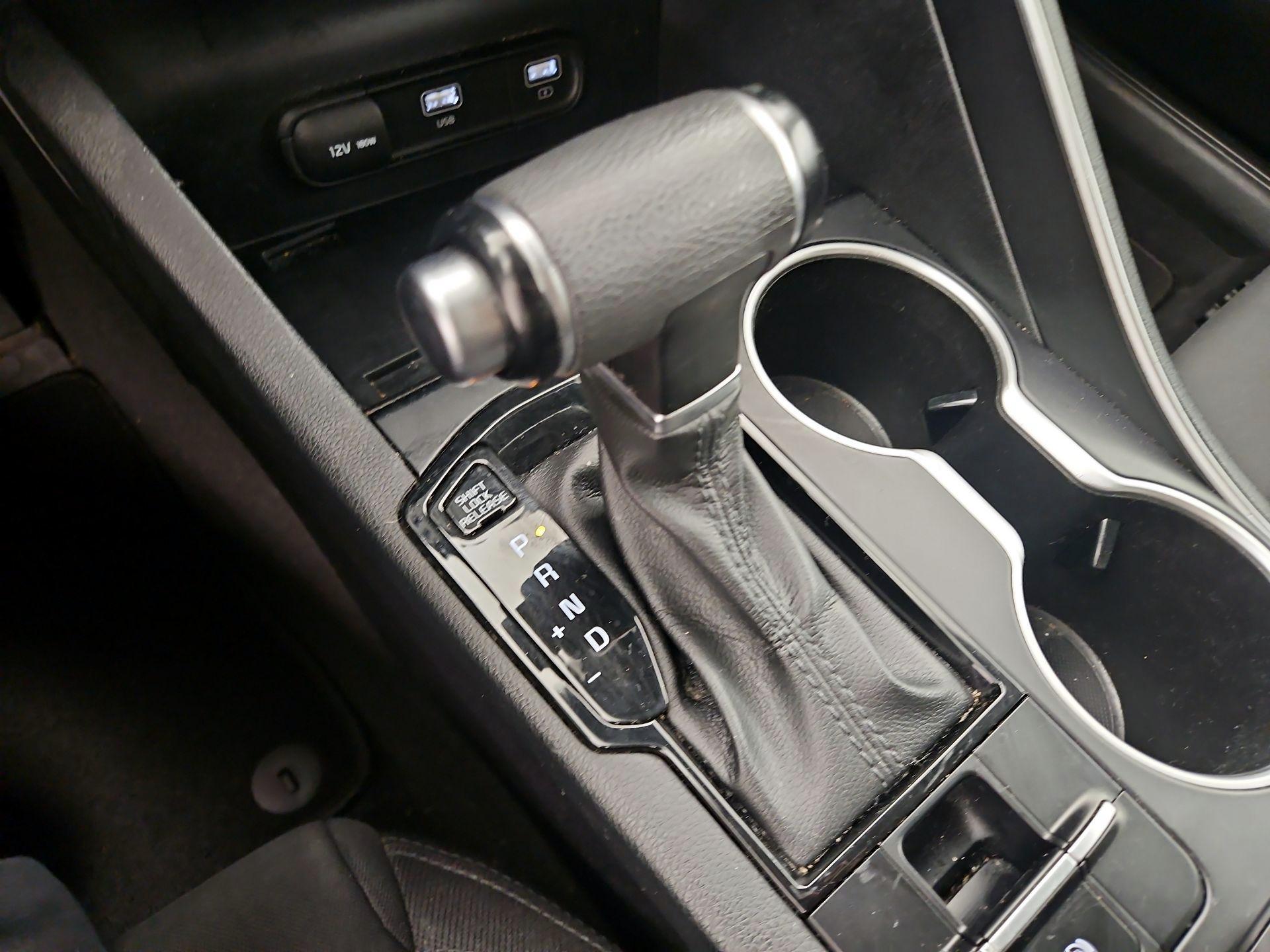 Thumbnail: 2021 Kia K5 - 17