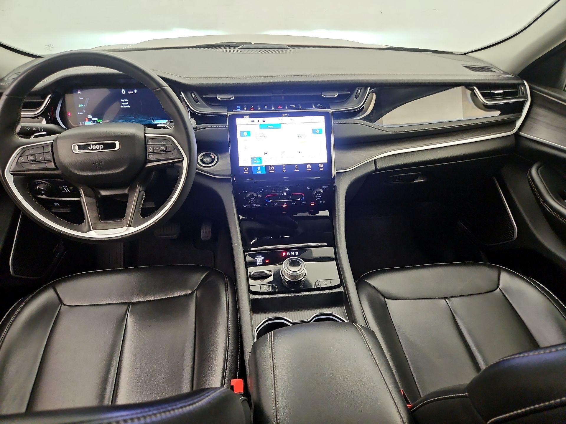Thumbnail: 2023 Jeep Grand Cherokee - 9
