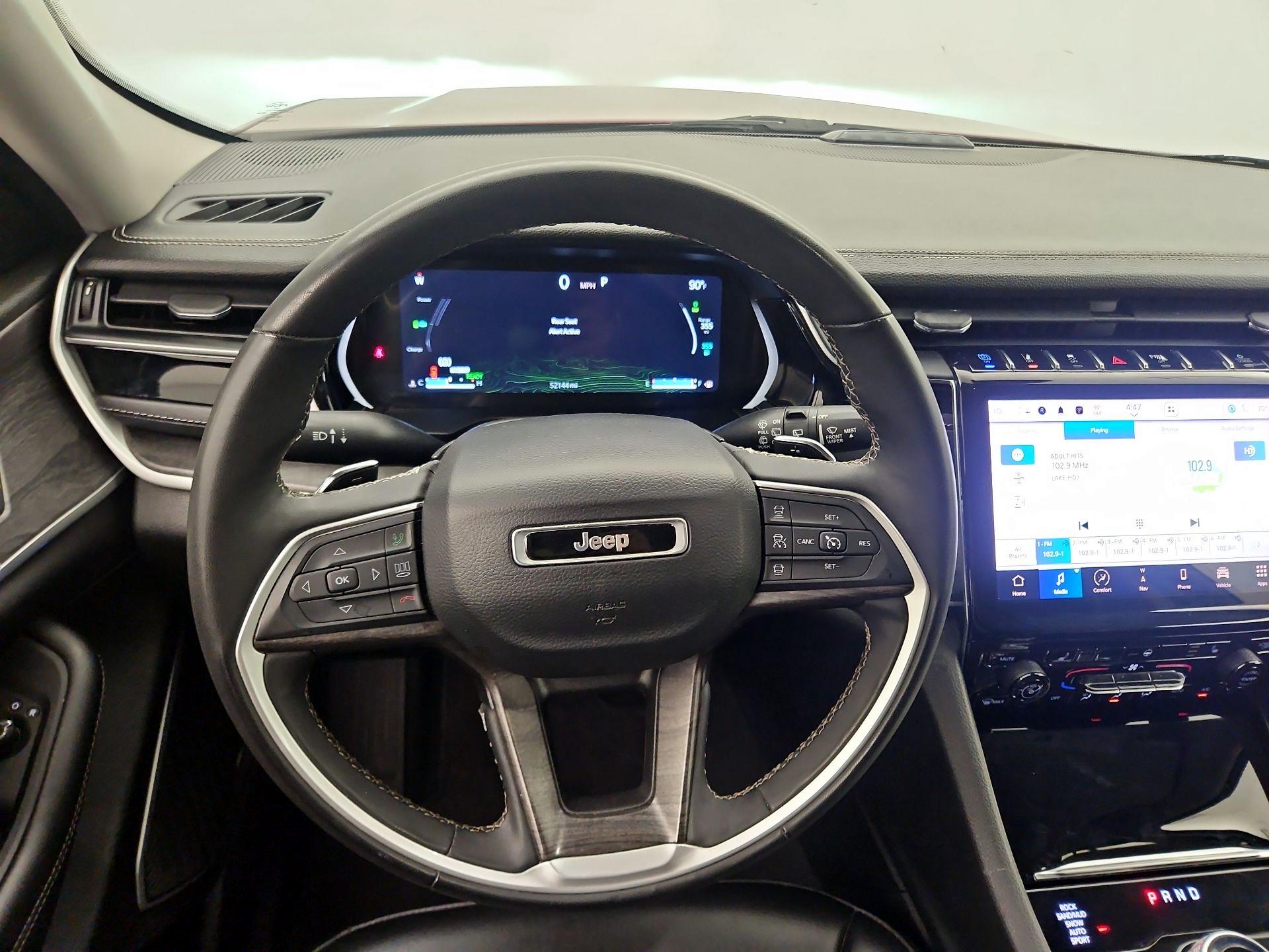 Thumbnail: 2023 Jeep Grand Cherokee - 10