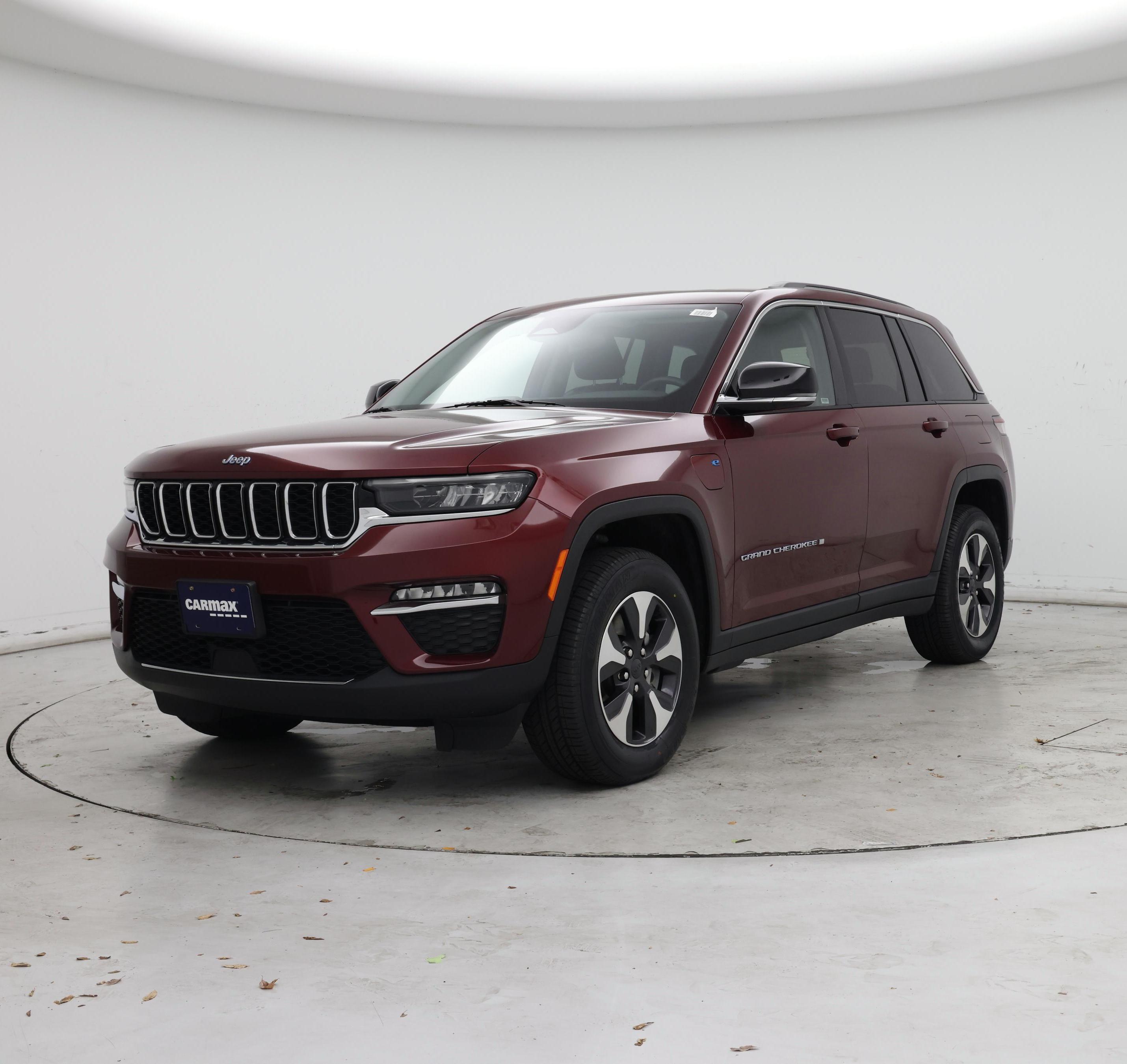 Thumbnail: 2023 Jeep Grand Cherokee - 4