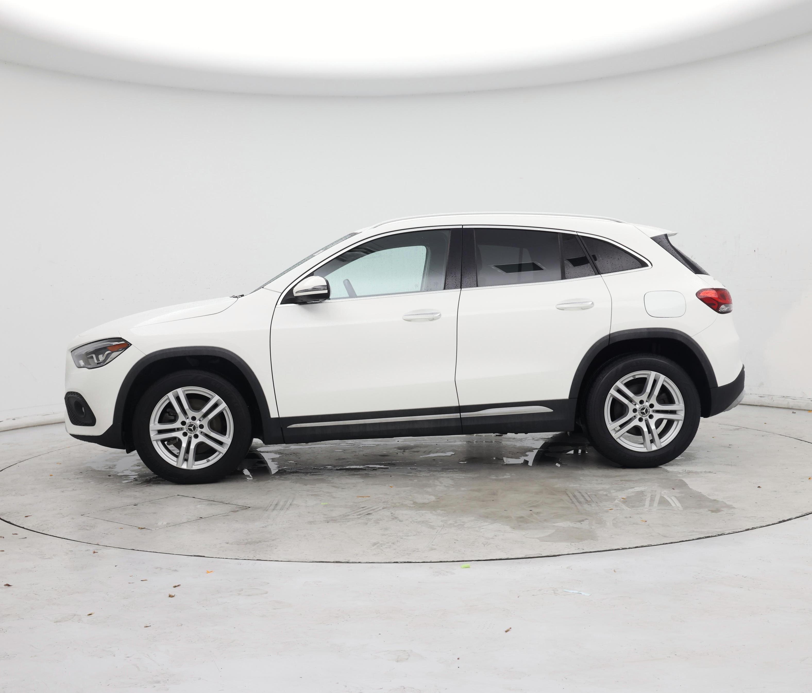 Thumbnail: 2021 Mercedes-Benz GLA - 3