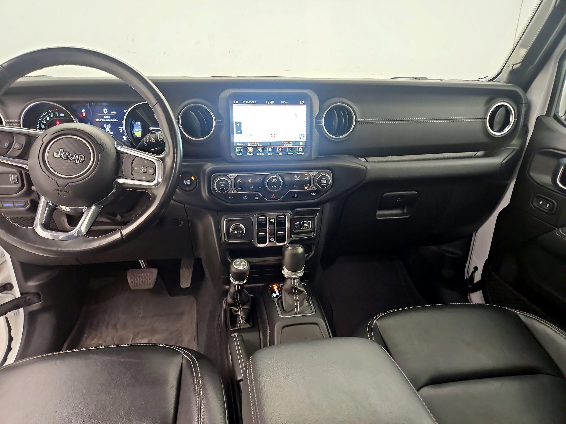Thumbnail: 2023 Jeep Wrangler - 9