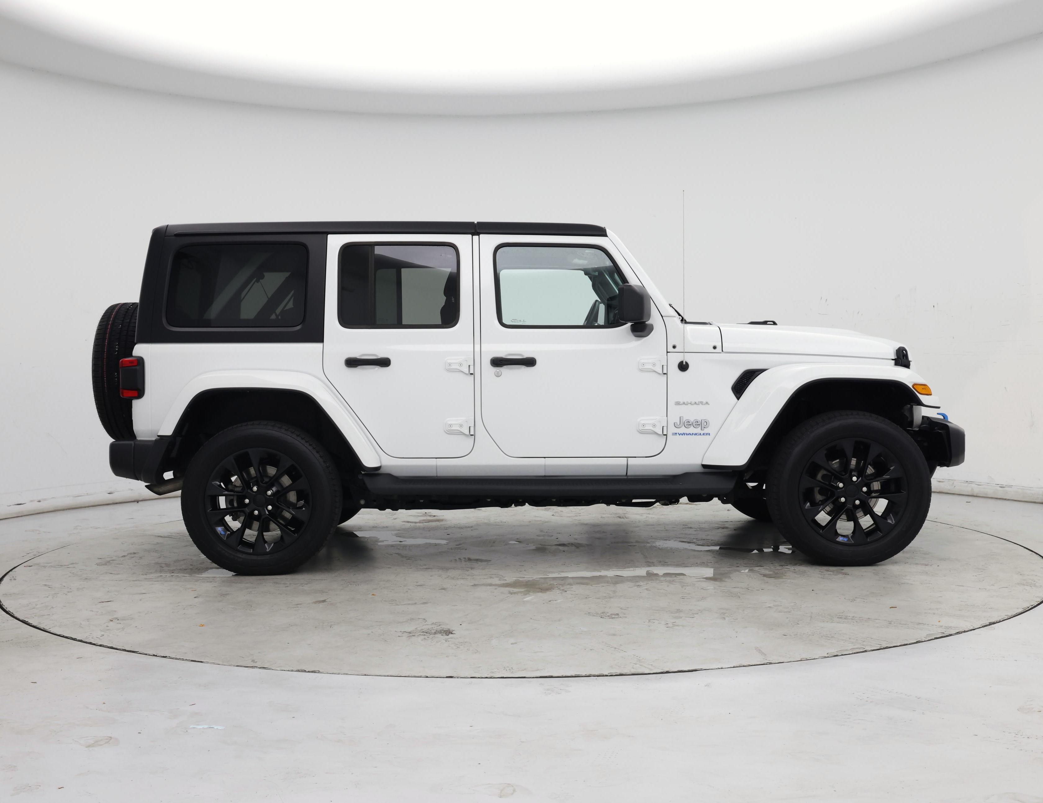 Thumbnail: 2023 Jeep Wrangler - 7
