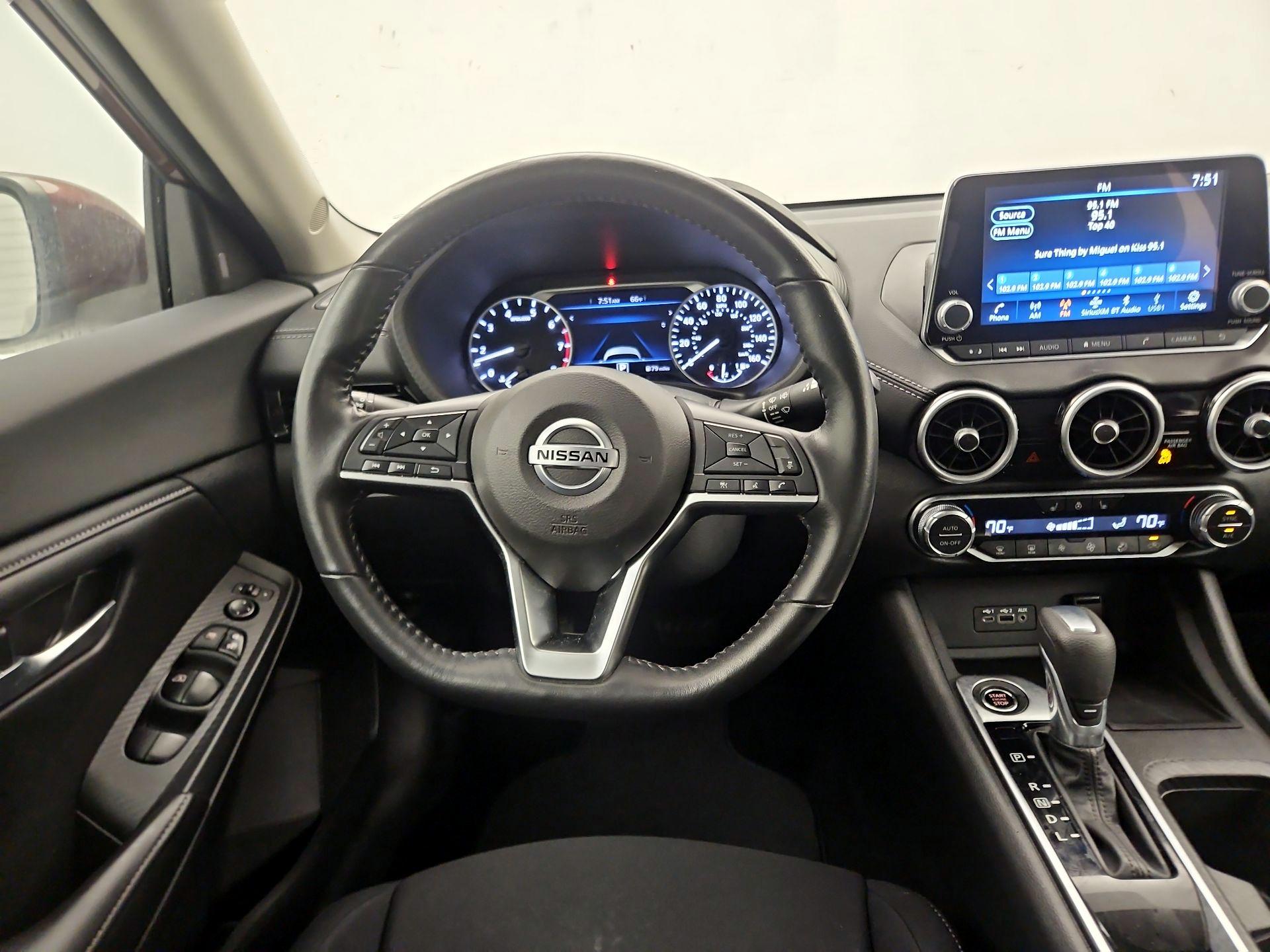 Thumbnail: 2022 Nissan Sentra - 10