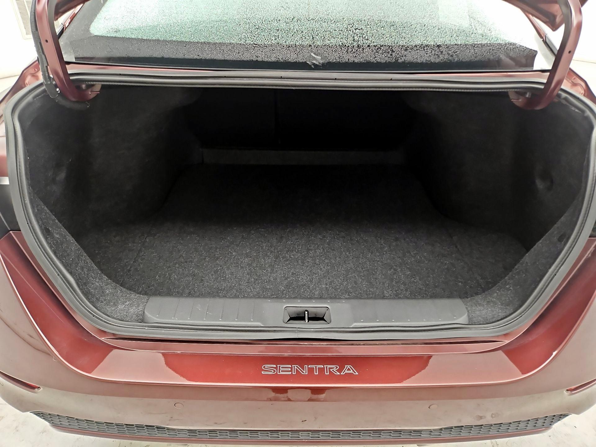 Thumbnail: 2022 Nissan Sentra - 20