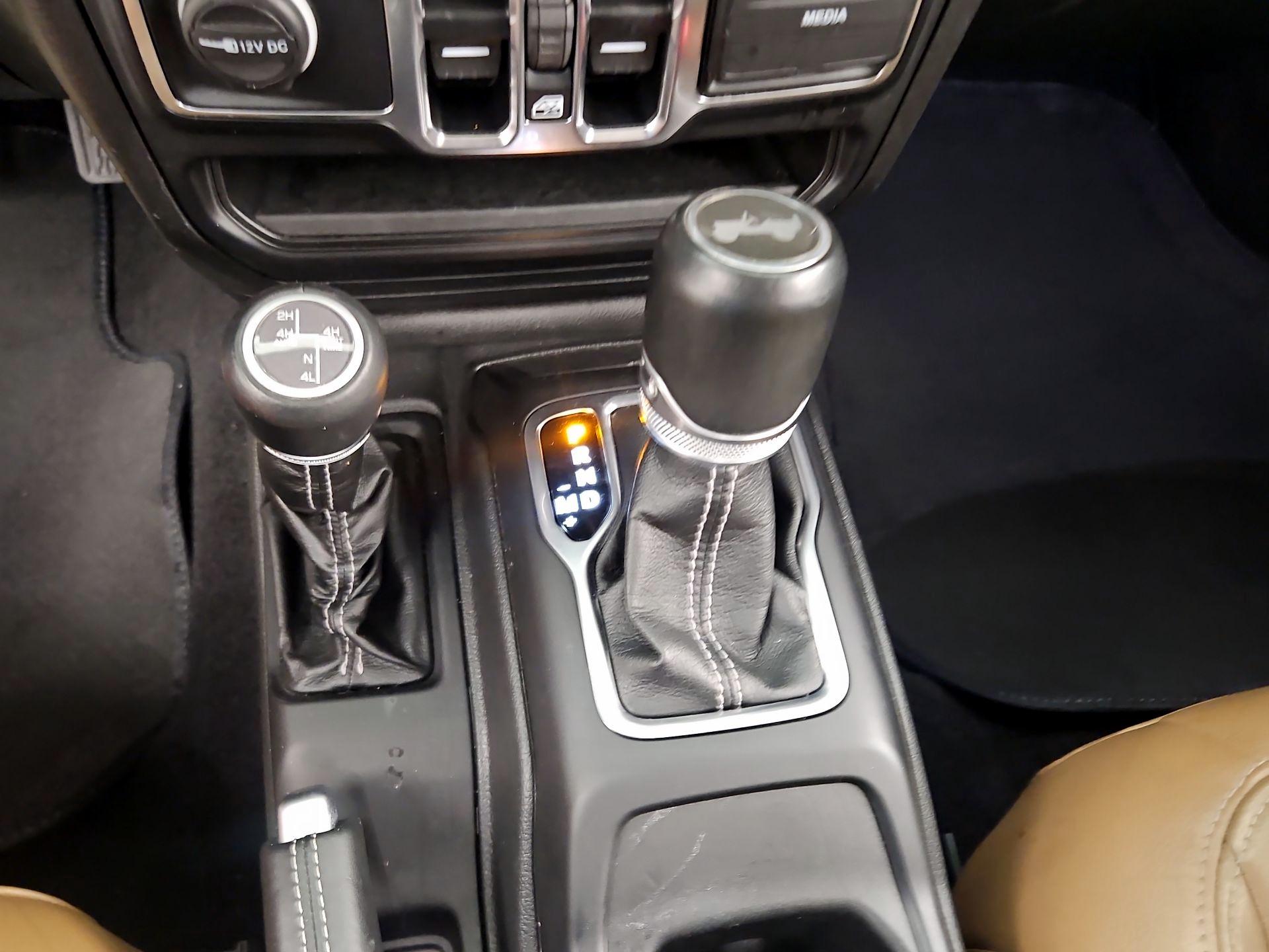 Thumbnail: 2021 Jeep Wrangler - 17