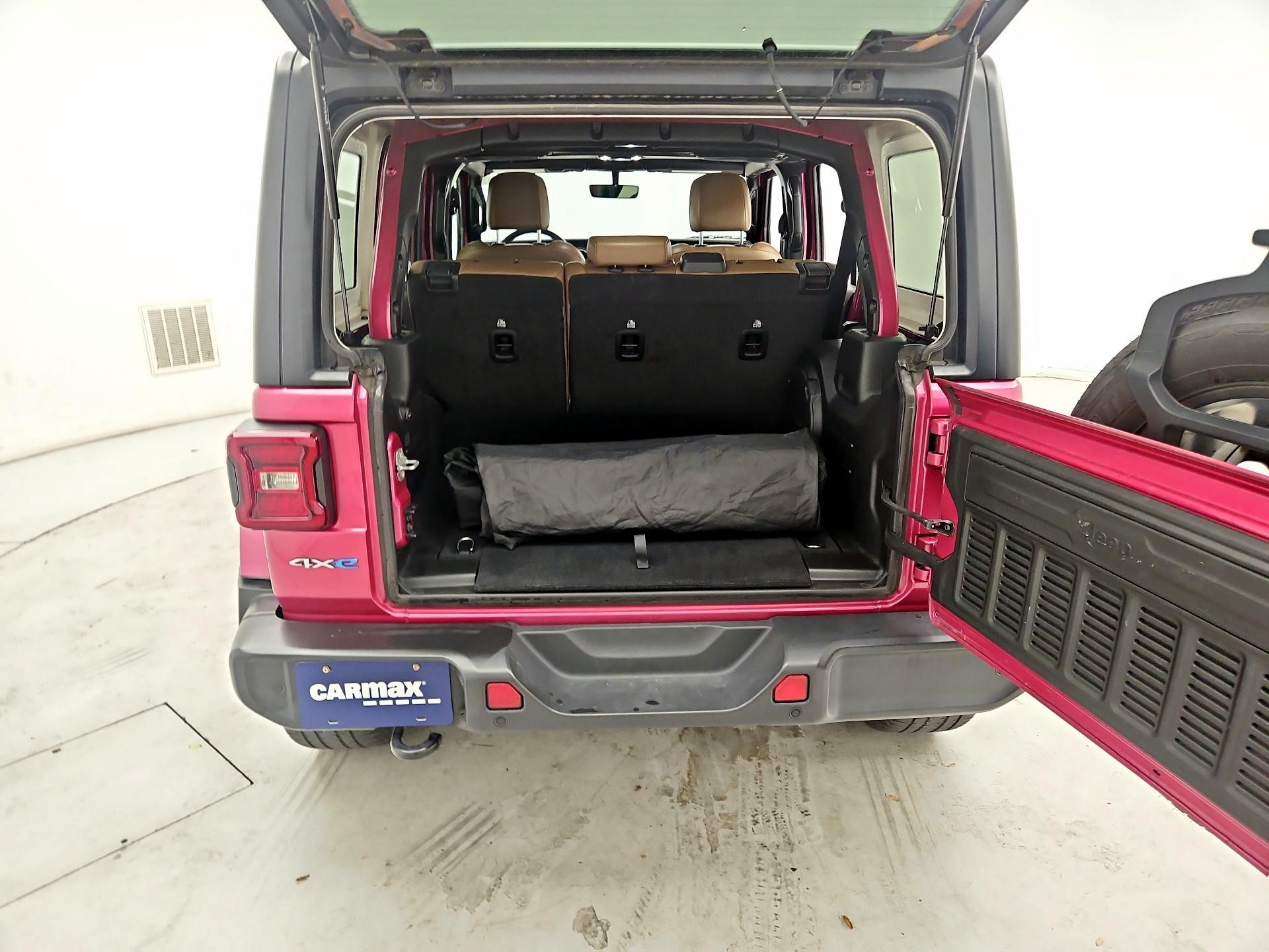 Thumbnail: 2021 Jeep Wrangler - 20