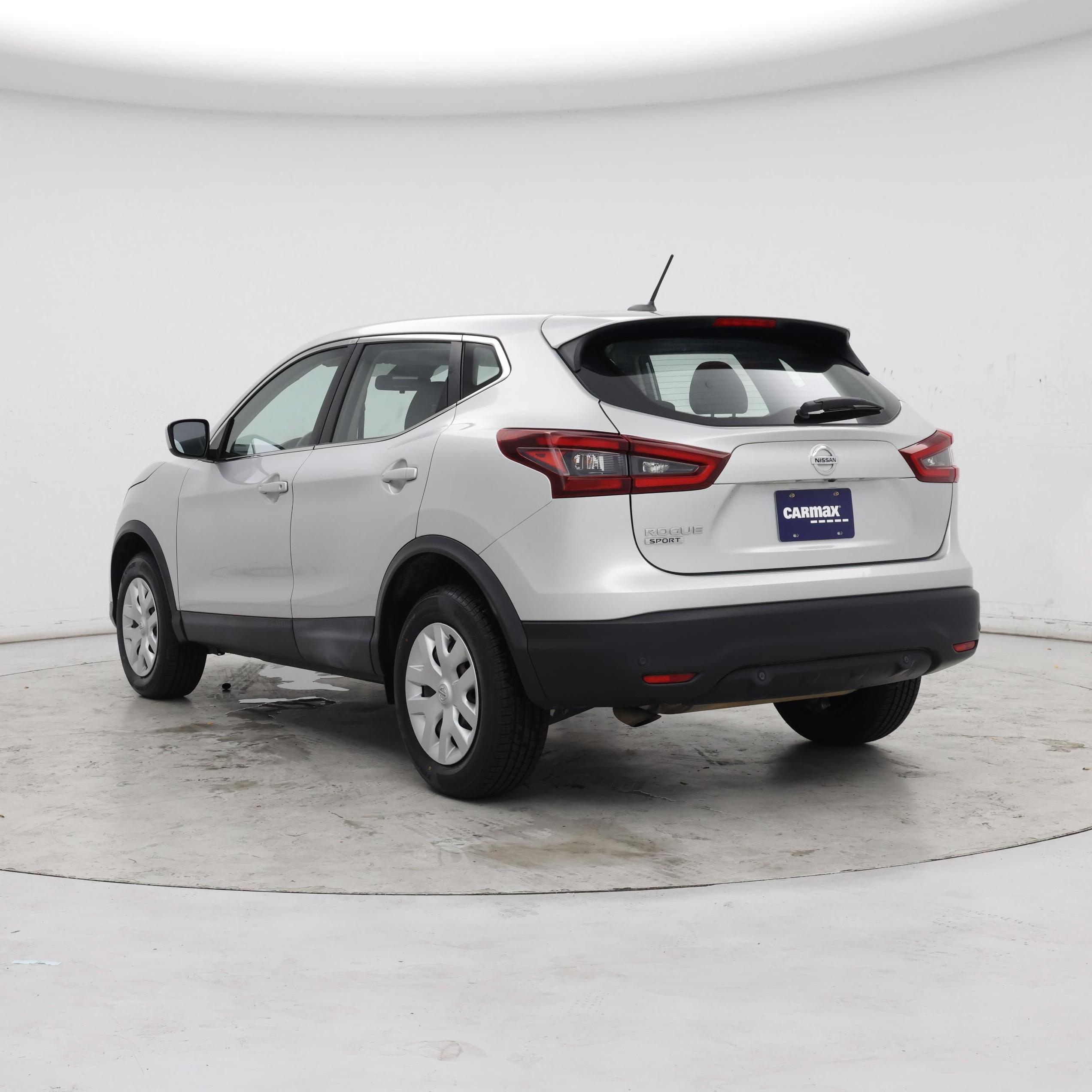 Thumbnail: 2020 Nissan Rogue Sport - 2