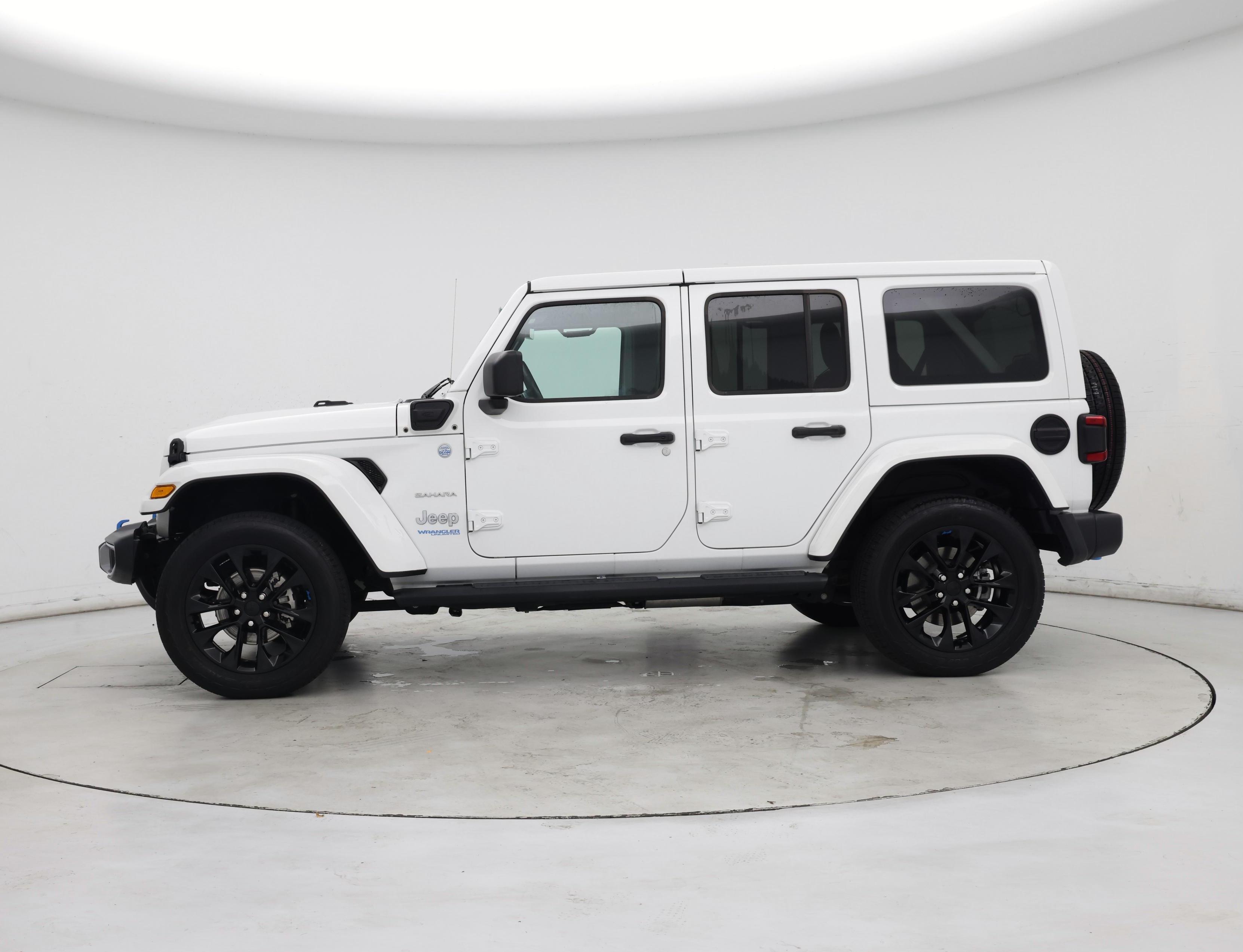 Thumbnail: 2022 Jeep Wrangler - 3