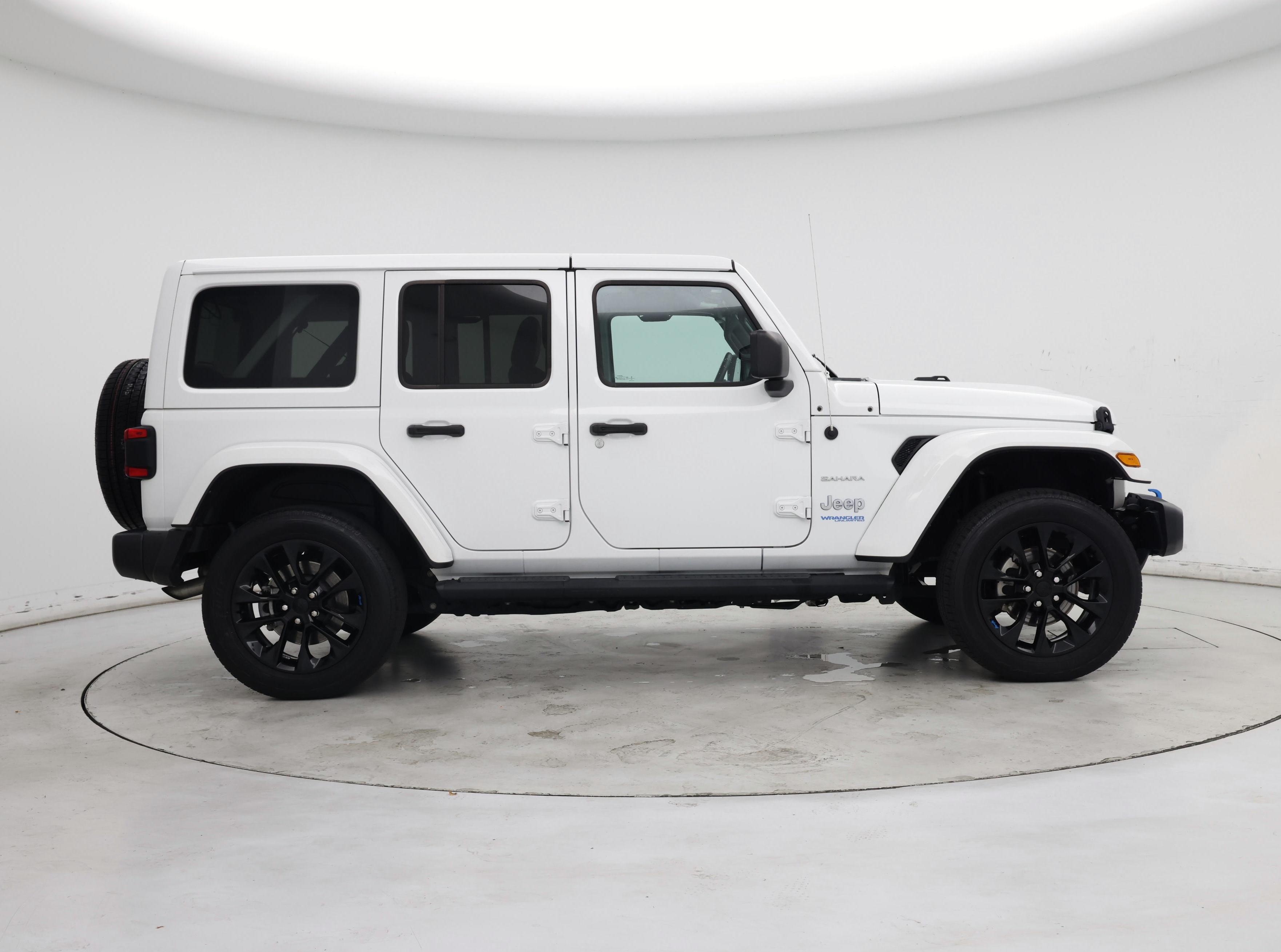 Thumbnail: 2022 Jeep Wrangler - 7