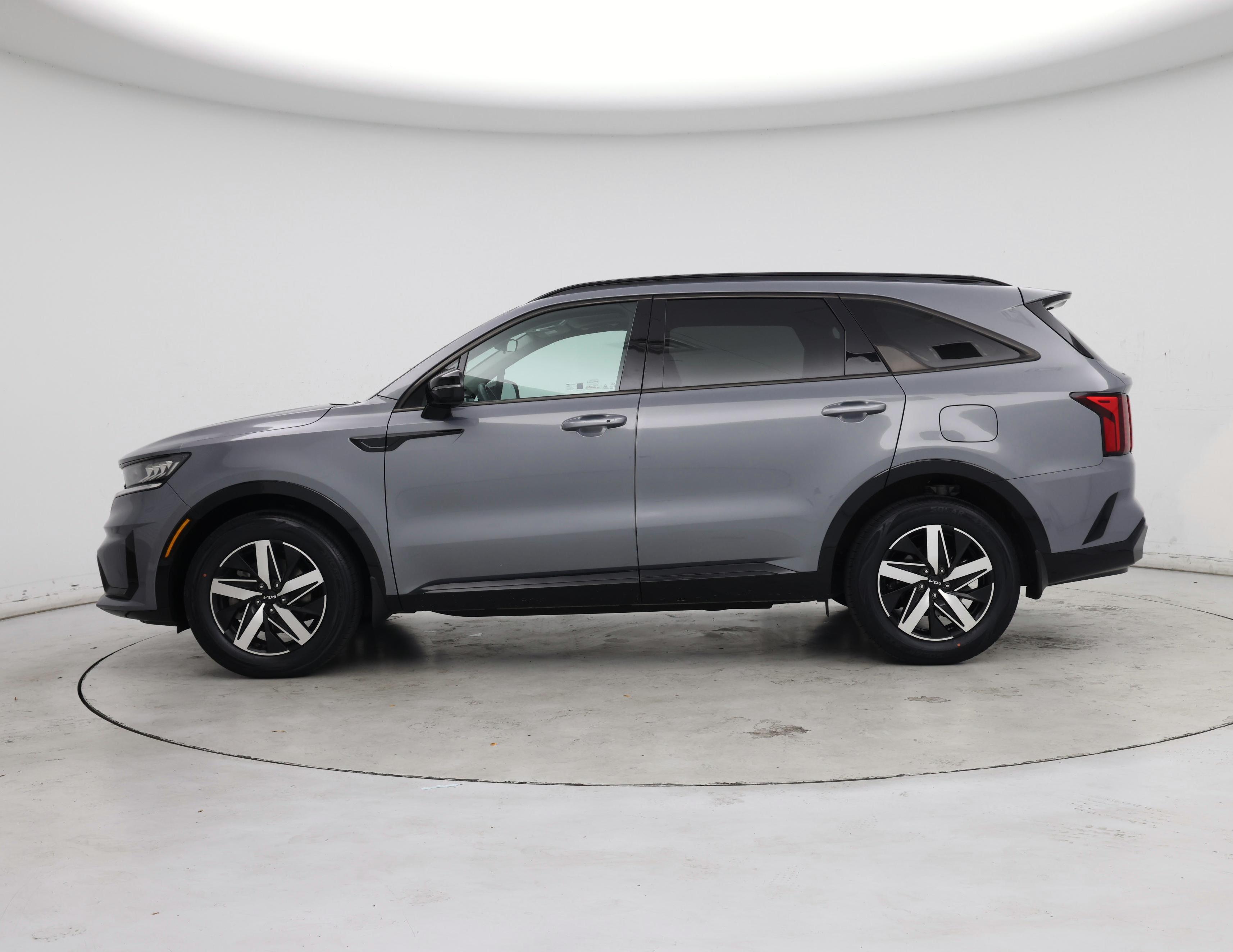 Thumbnail: 2023 Kia Sorento - 3