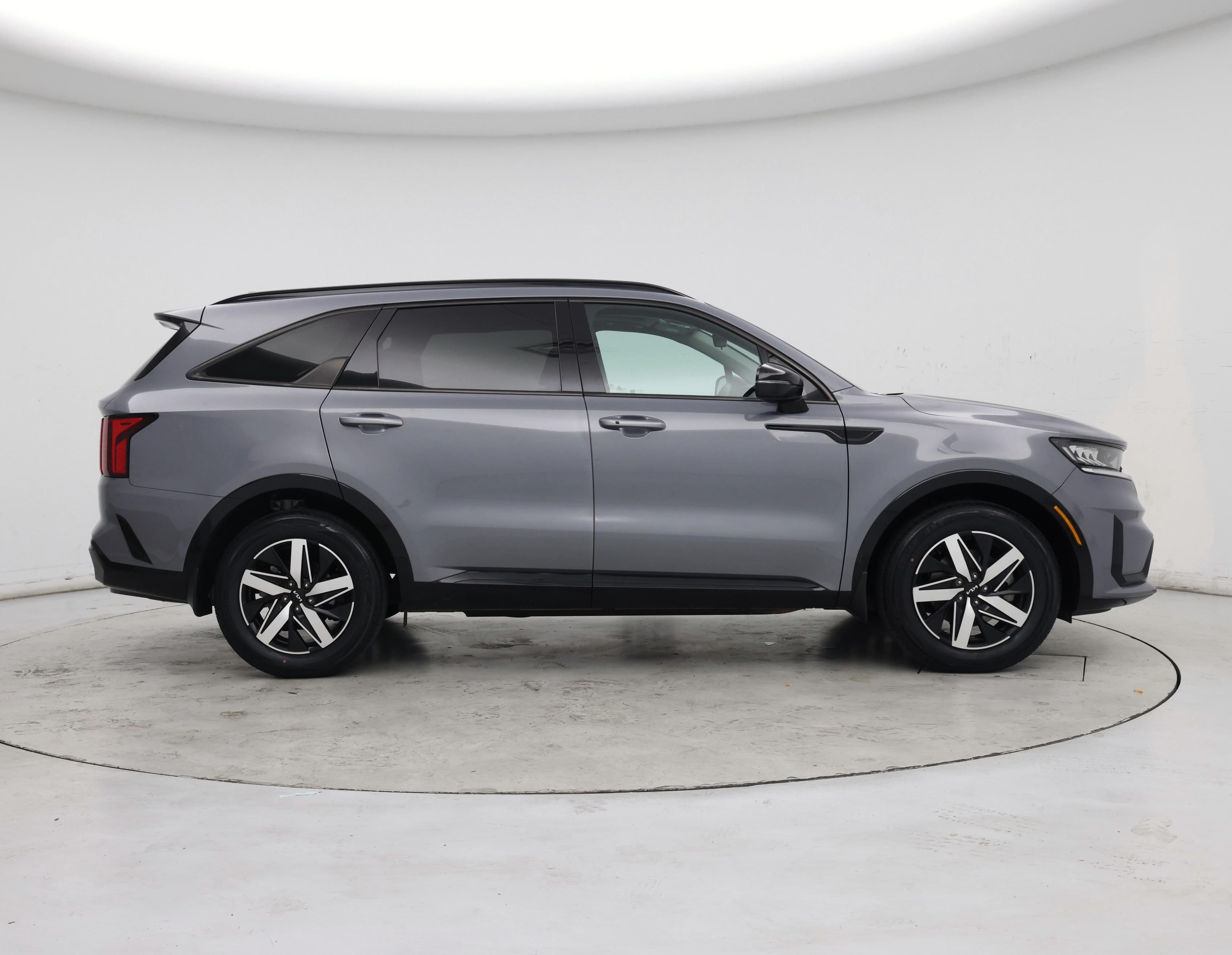 Thumbnail: 2023 Kia Sorento - 7