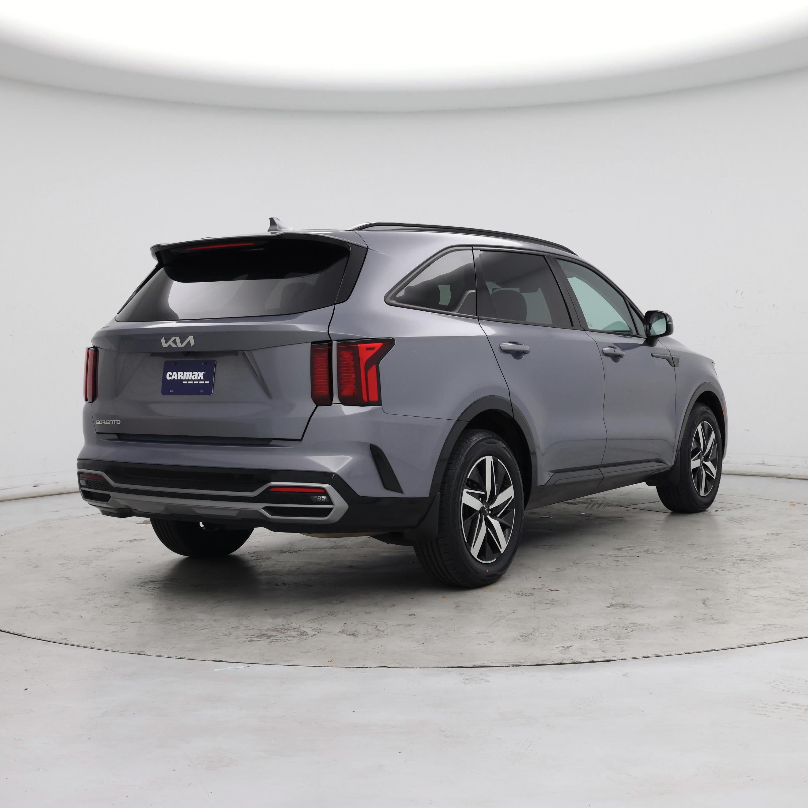 Thumbnail: 2023 Kia Sorento - 8