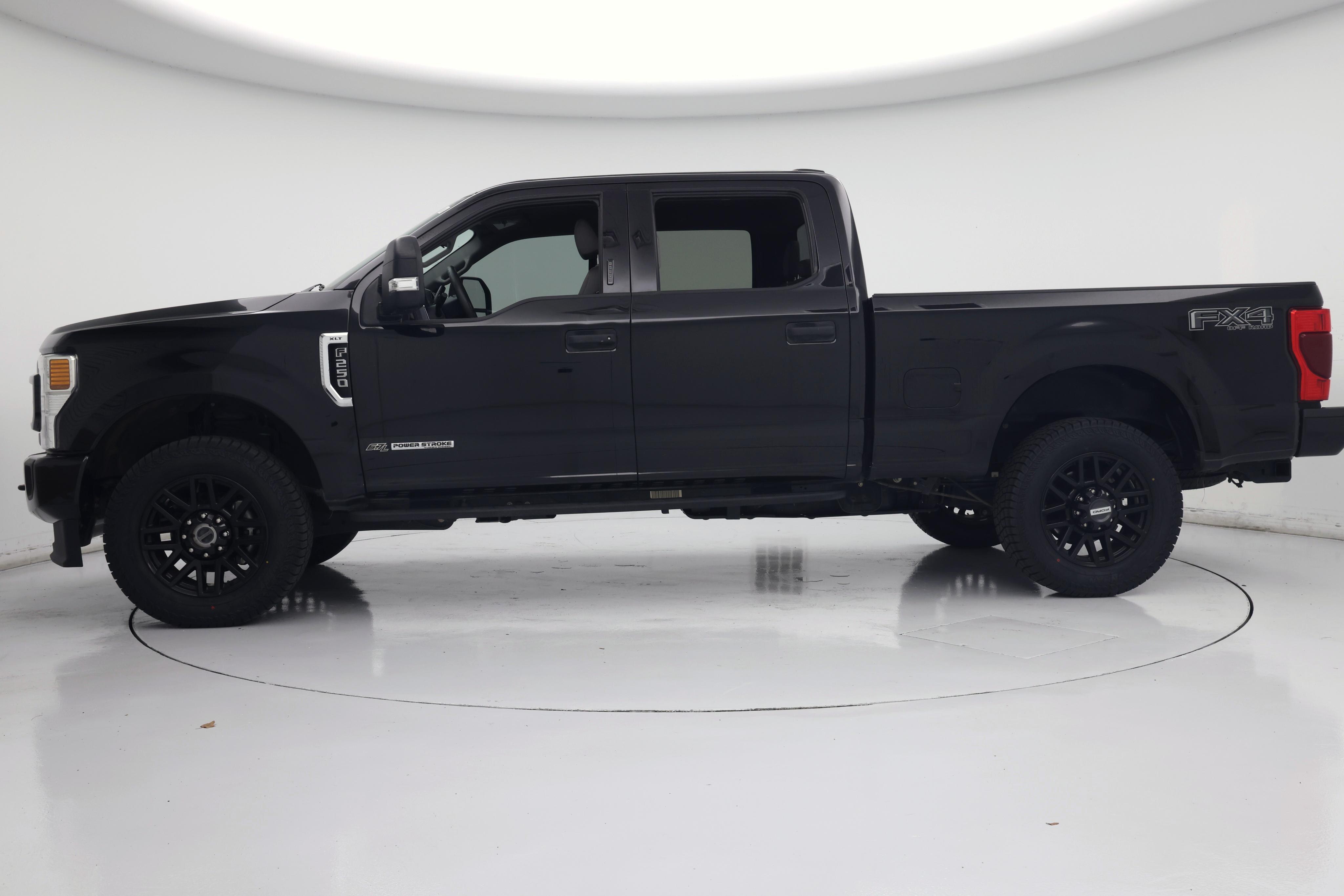 Thumbnail: 2022 Ford F-250 - 3