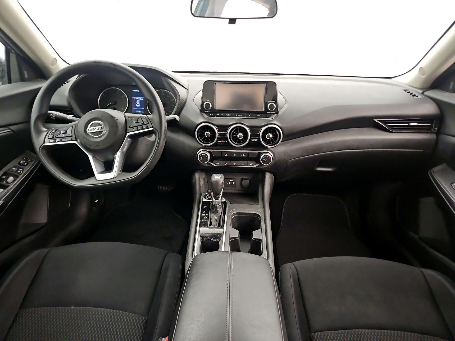 Thumbnail: 2020 Nissan Sentra - 9