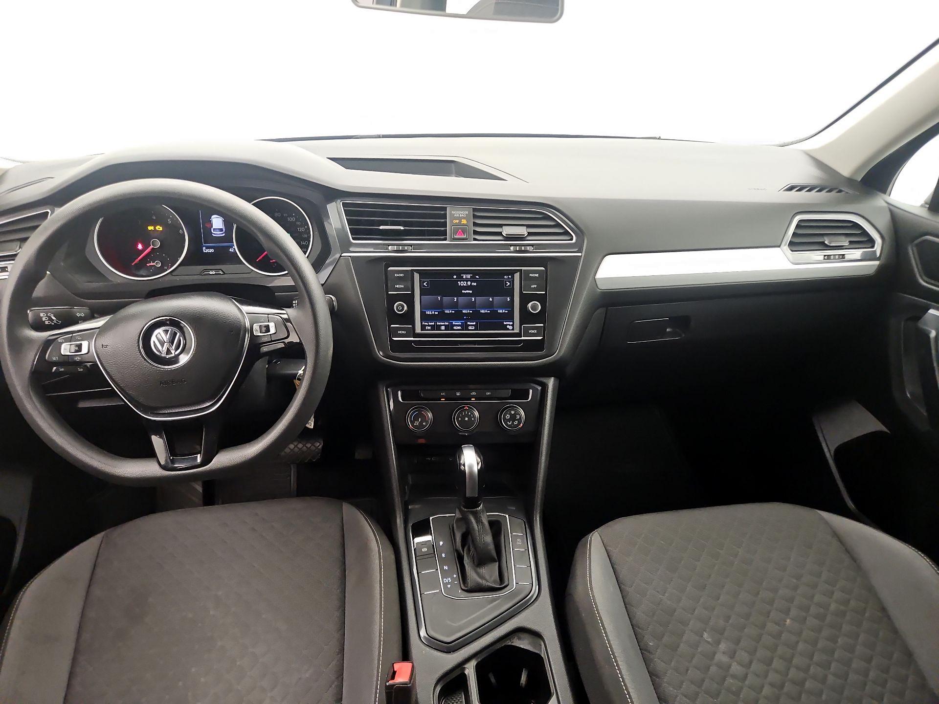 Thumbnail: 2021 Volkswagen Tiguan - 9
