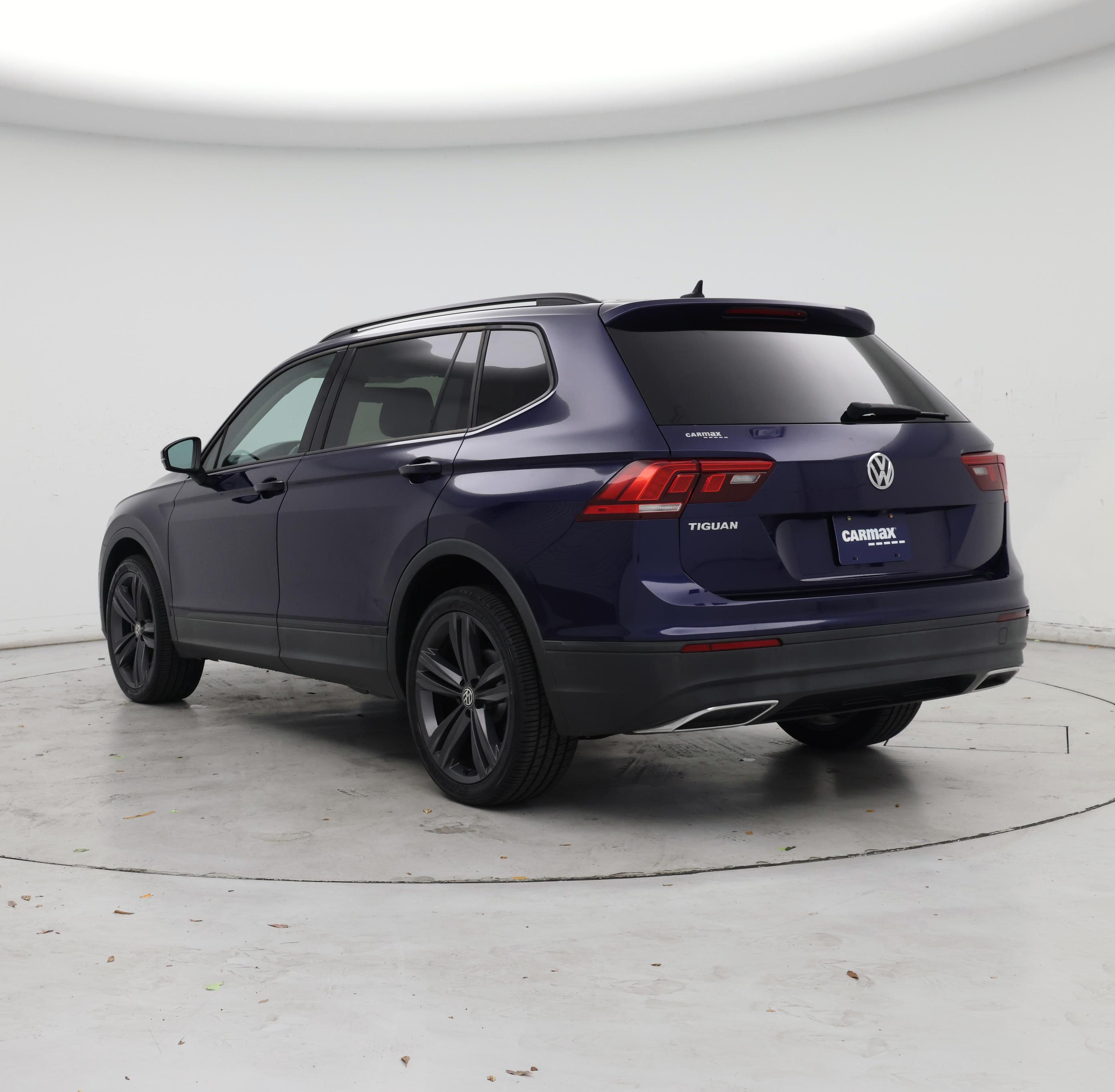 Thumbnail: 2021 Volkswagen Tiguan - 2