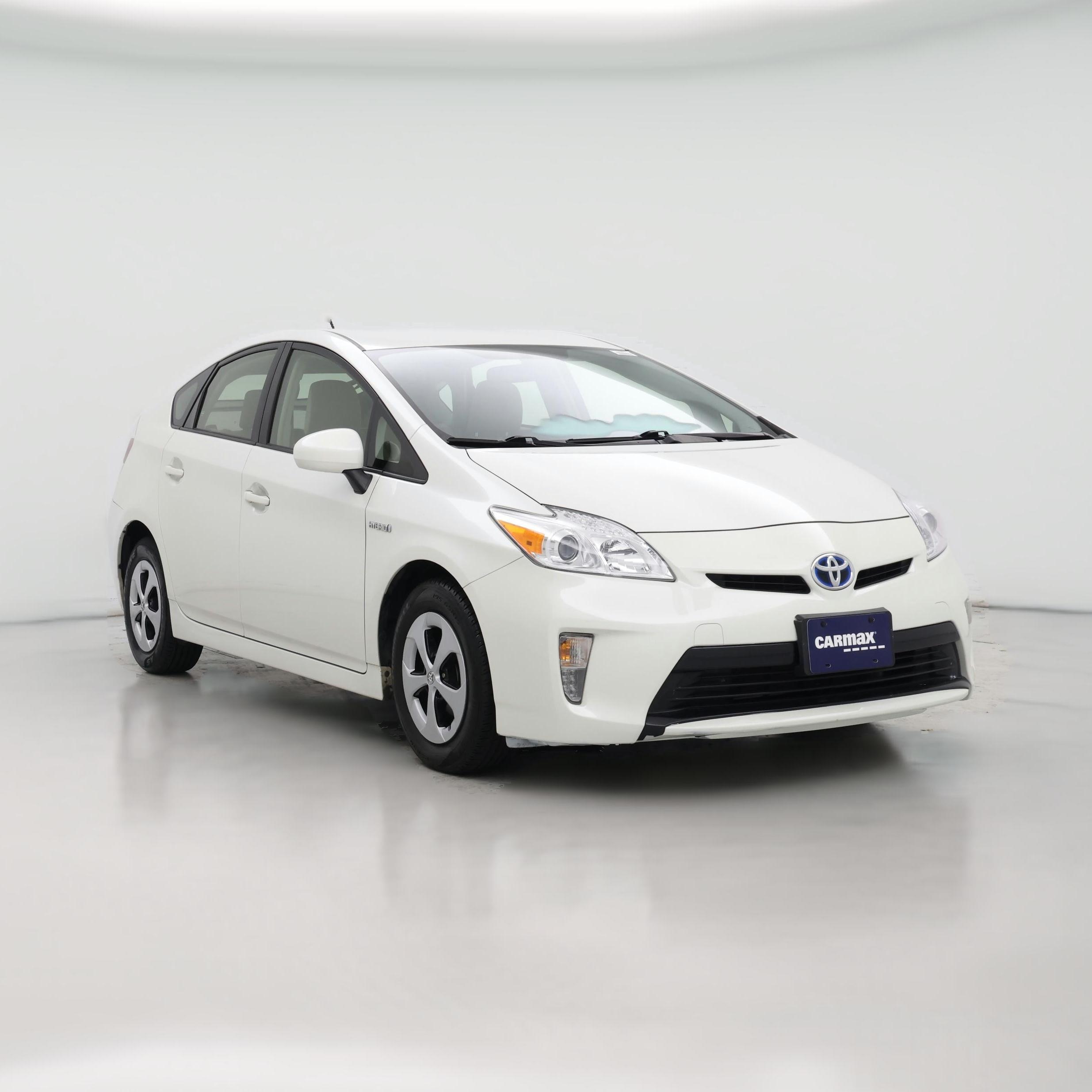 Thumbnail: 2015 Toyota Prius - 1