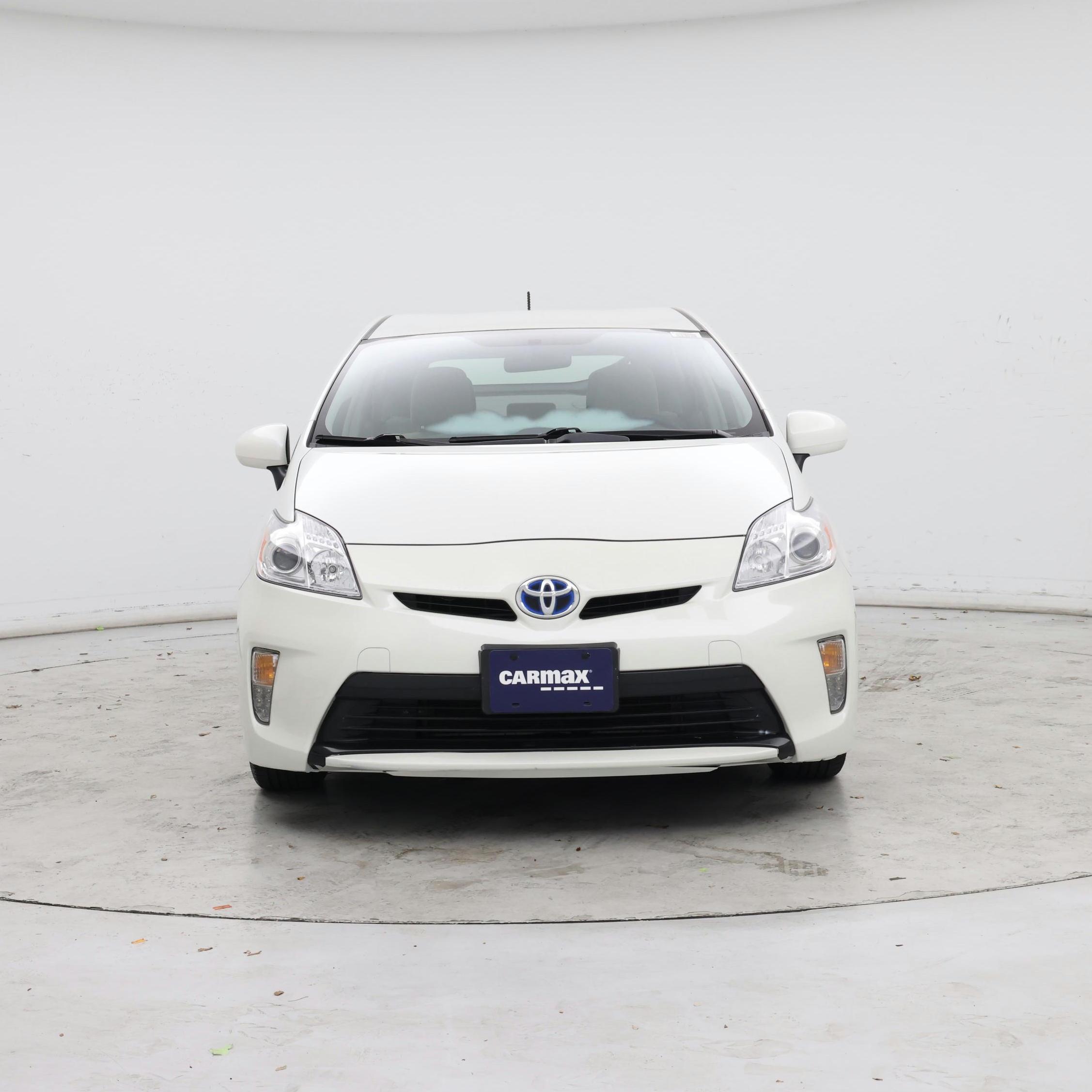 Thumbnail: 2015 Toyota Prius - 5