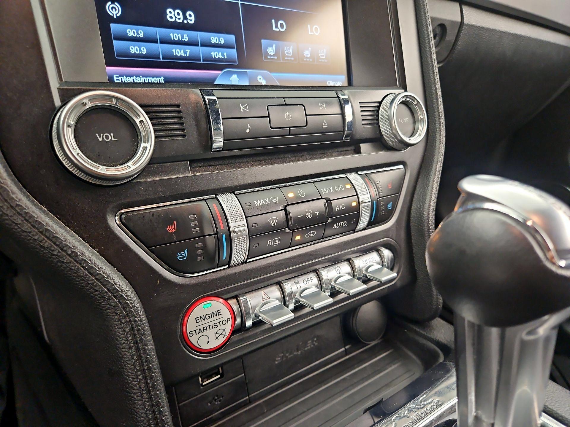 Thumbnail: 2015 Ford Mustang - 16