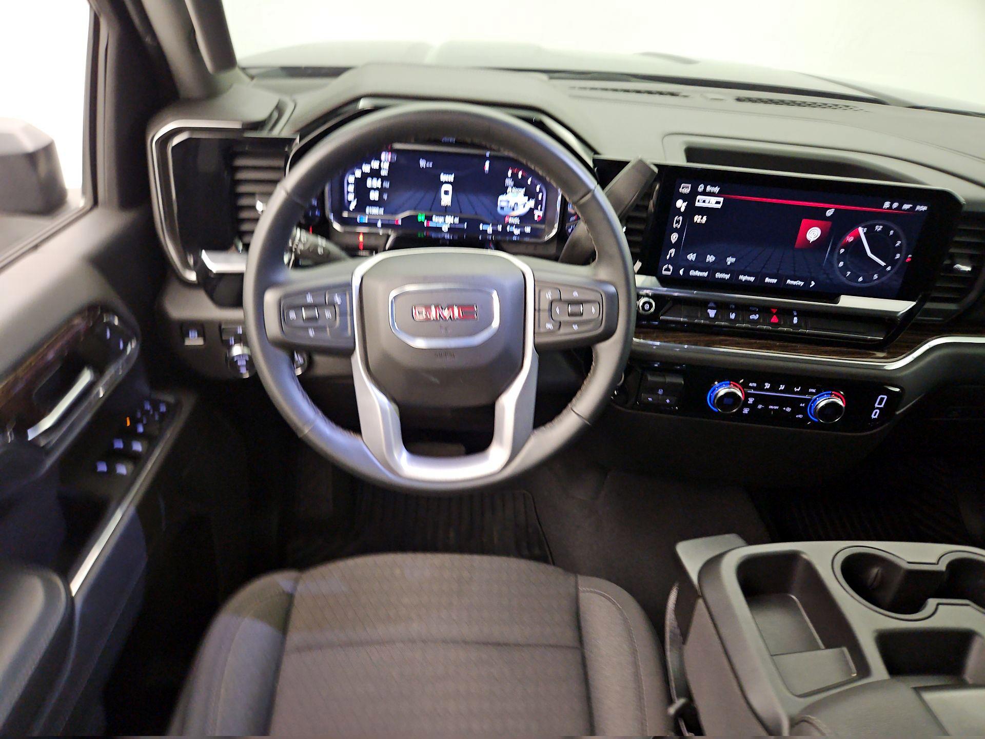 Thumbnail: 2024 GMC Sierra 2500 - 10