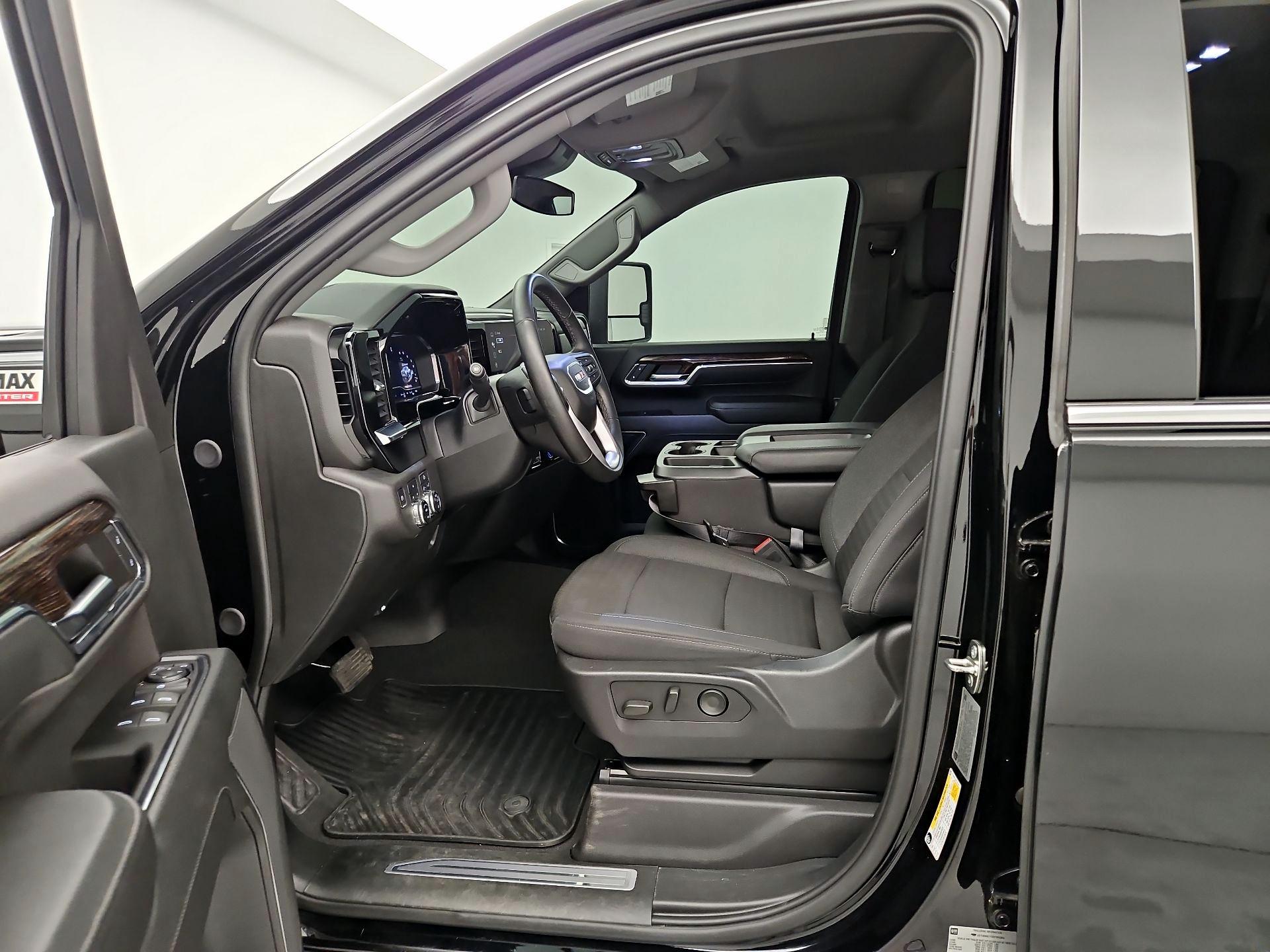 Thumbnail: 2024 GMC Sierra 2500 - 11
