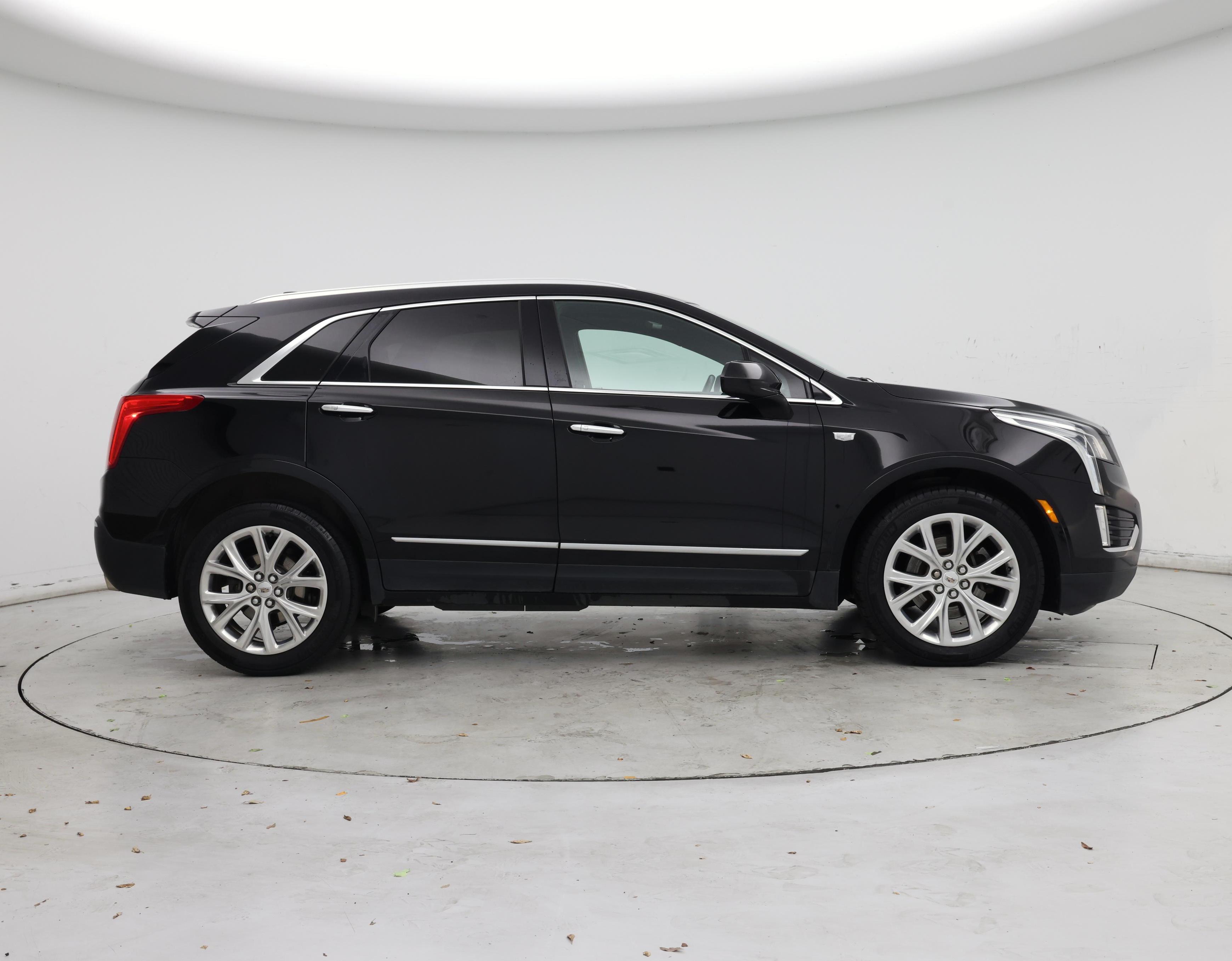 Thumbnail: 2017 Cadillac XT5 - 7