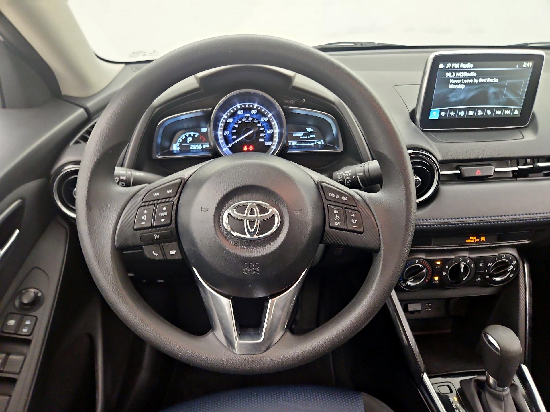 Thumbnail: 2018 Toyota Yaris iA - 10