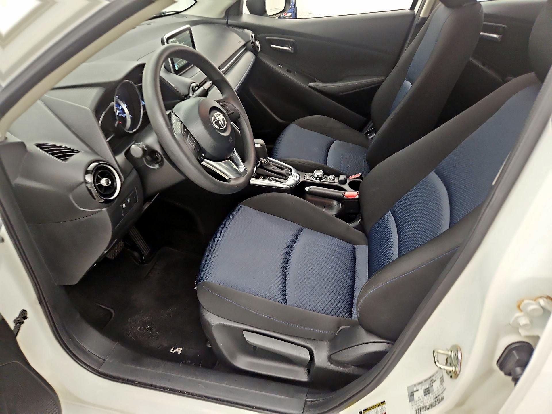 Thumbnail: 2018 Toyota Yaris iA - 11