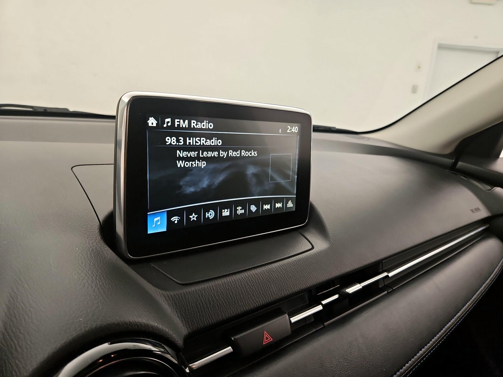 Thumbnail: 2018 Toyota Yaris iA - 15
