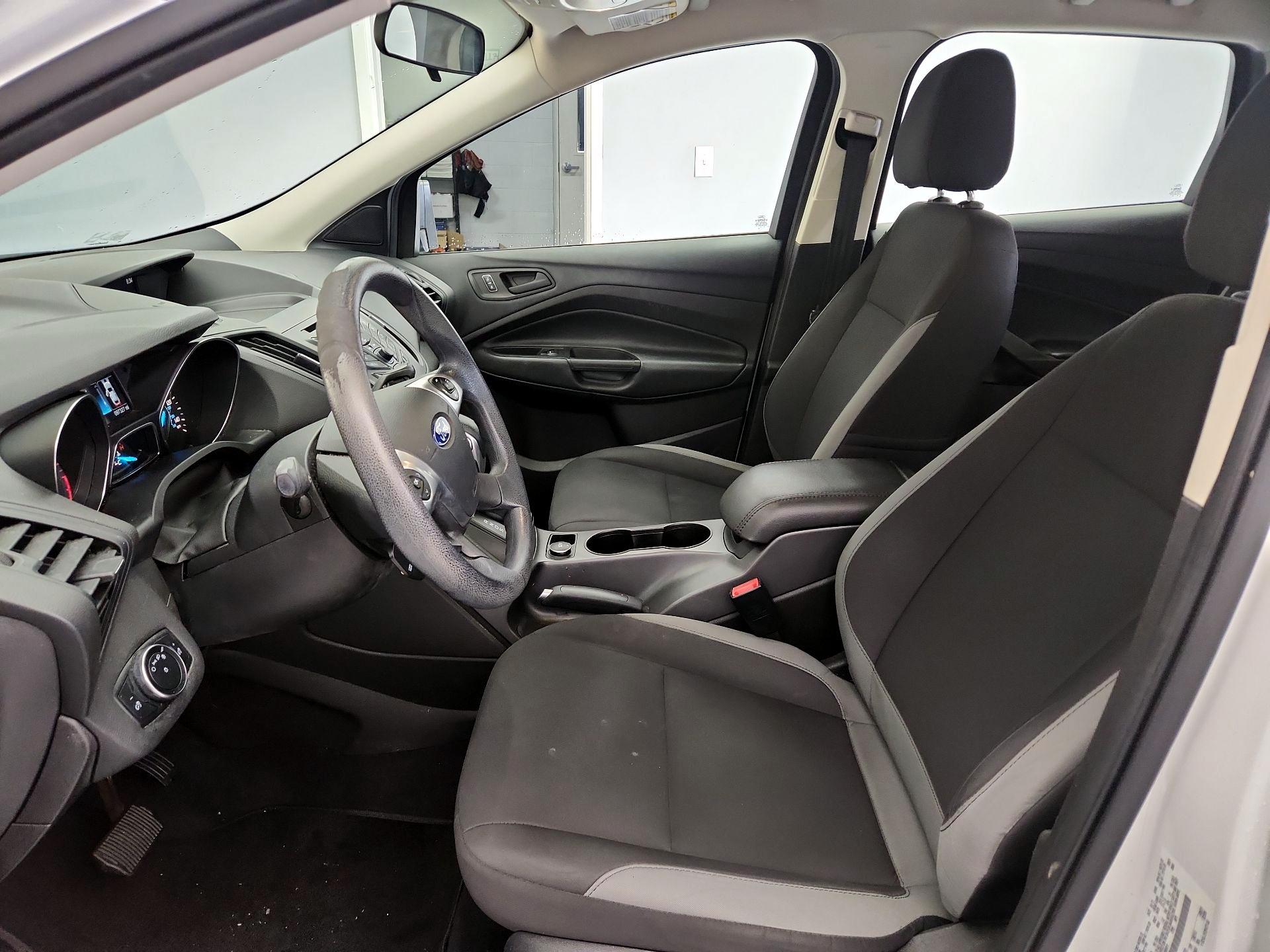 Thumbnail: 2016 Ford Escape - 11