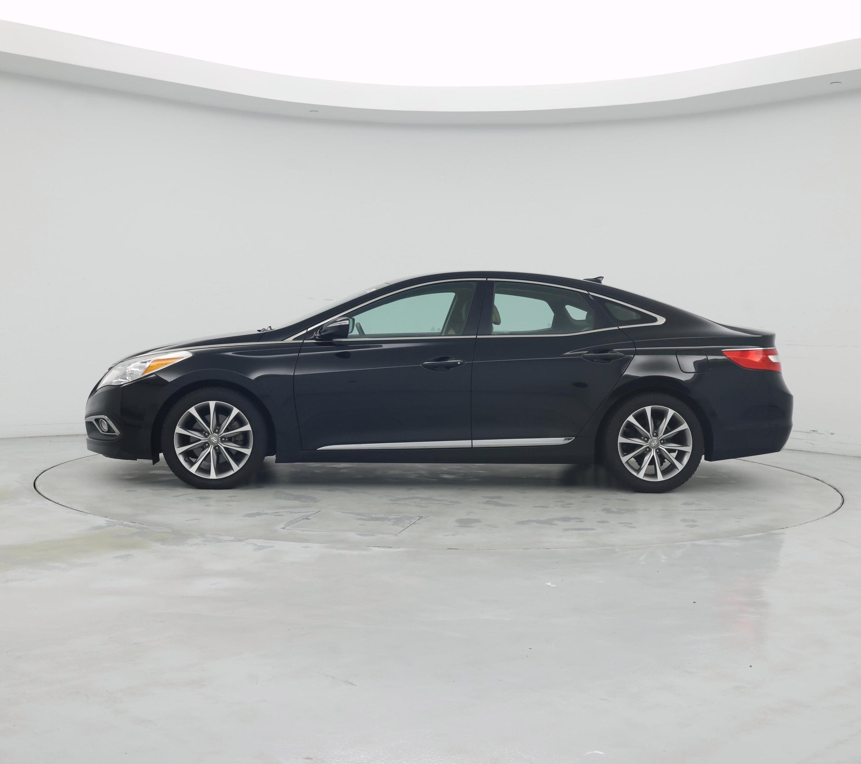 Thumbnail: 2017 Hyundai Azera - 3