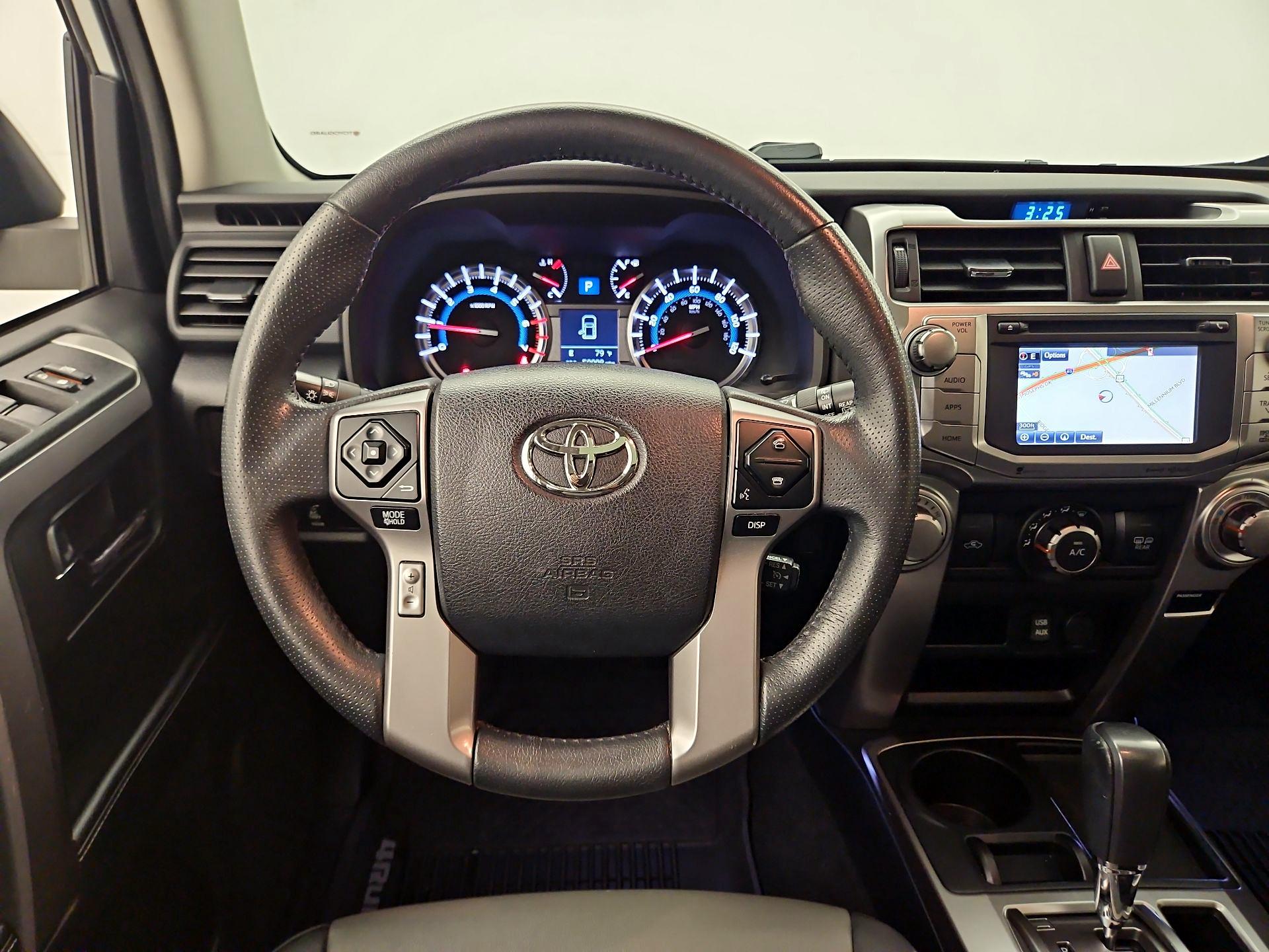 Thumbnail: 2019 Toyota 4Runner - 10