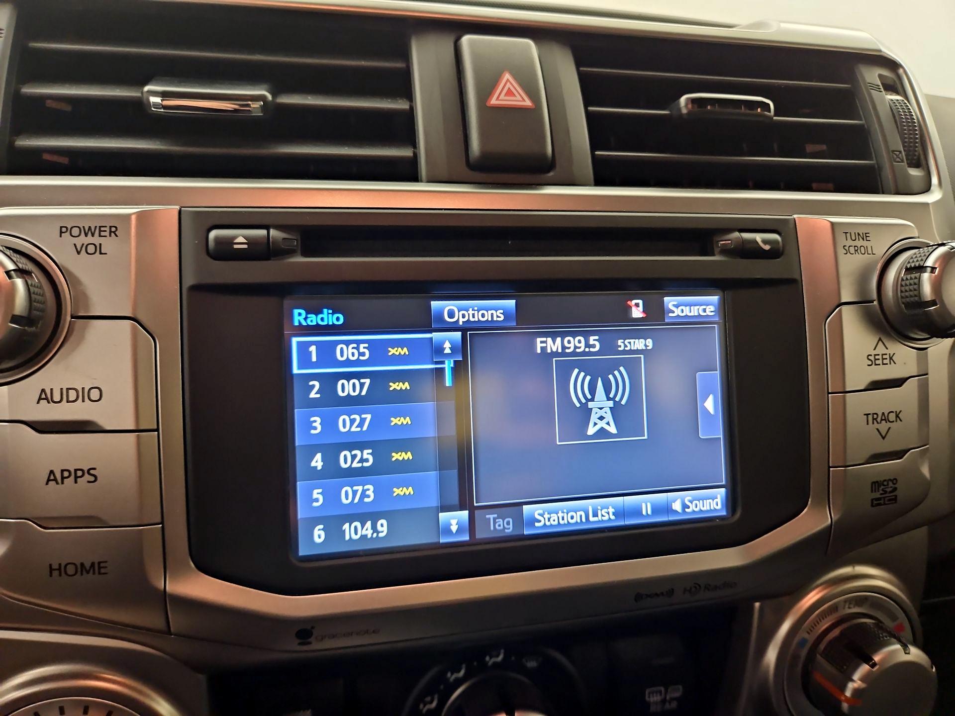 Thumbnail: 2019 Toyota 4Runner - 16